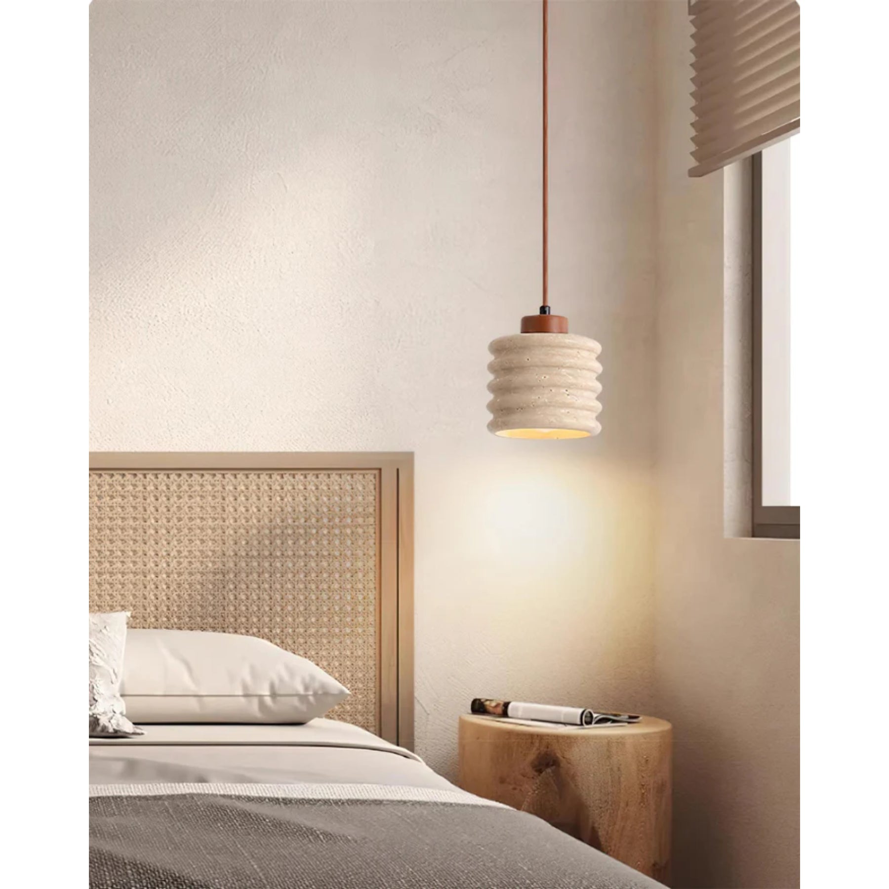 Kandeivo Pendant Light