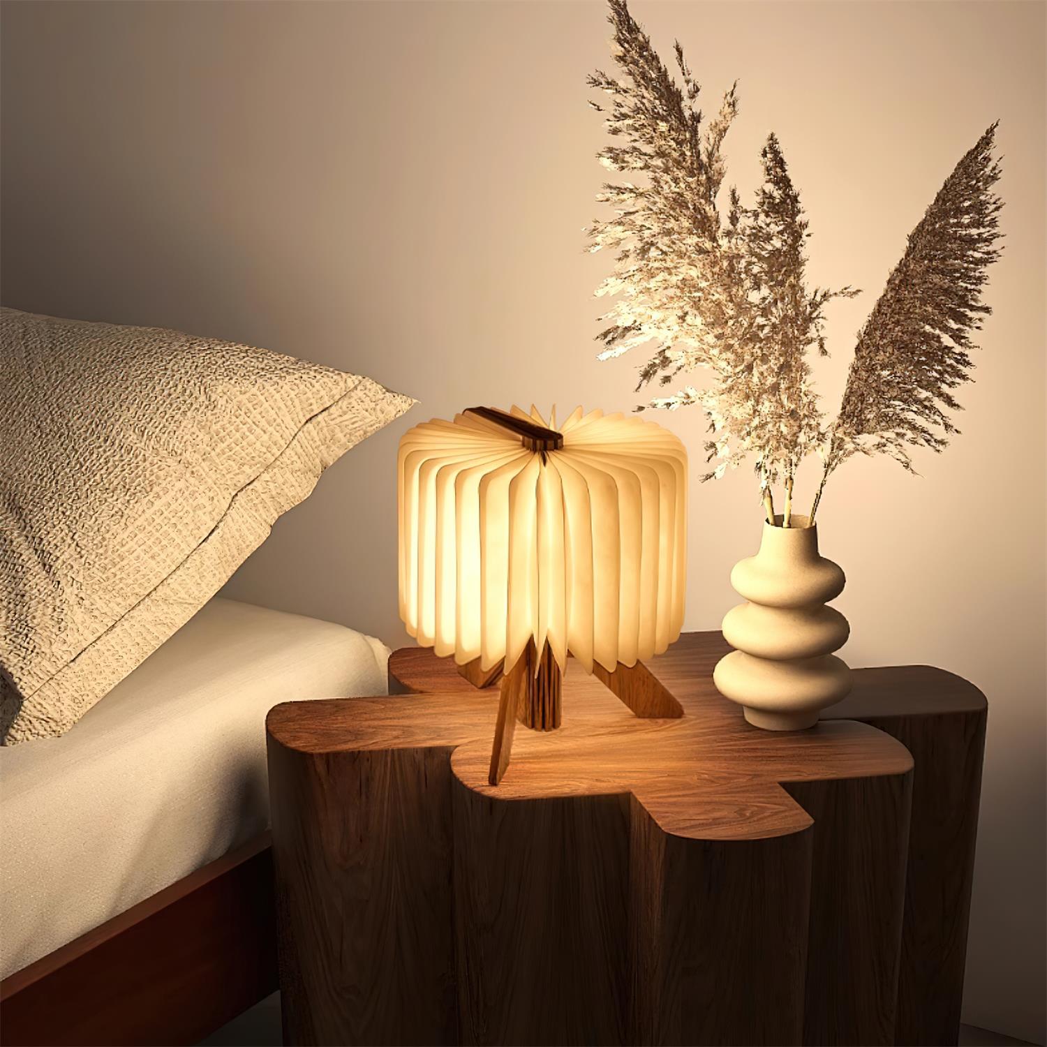 Quastel Foldable Table Lamp