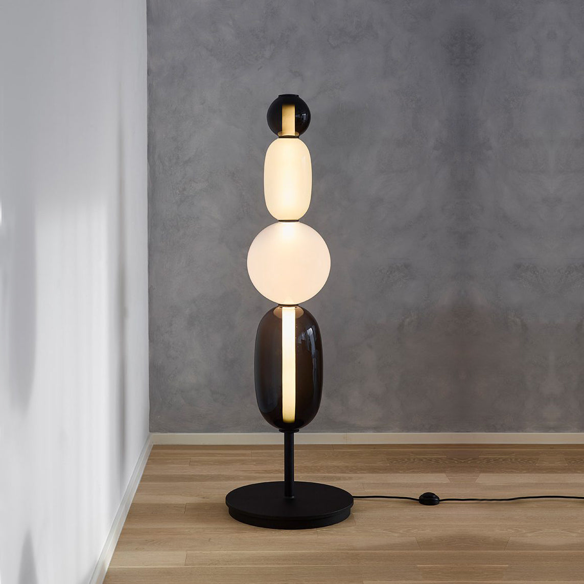 Lentaza Table Lamp