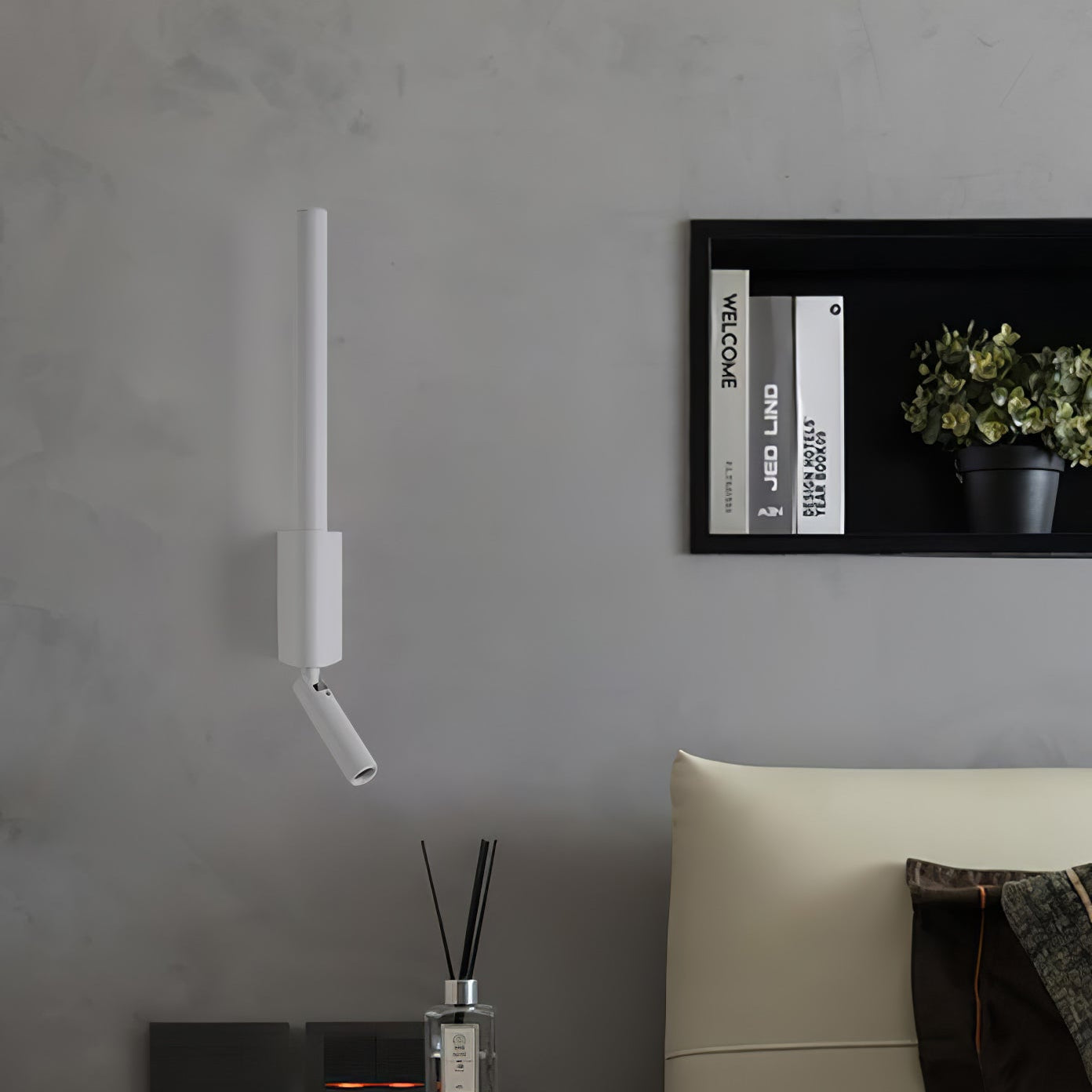 Cavullo Wall Light
