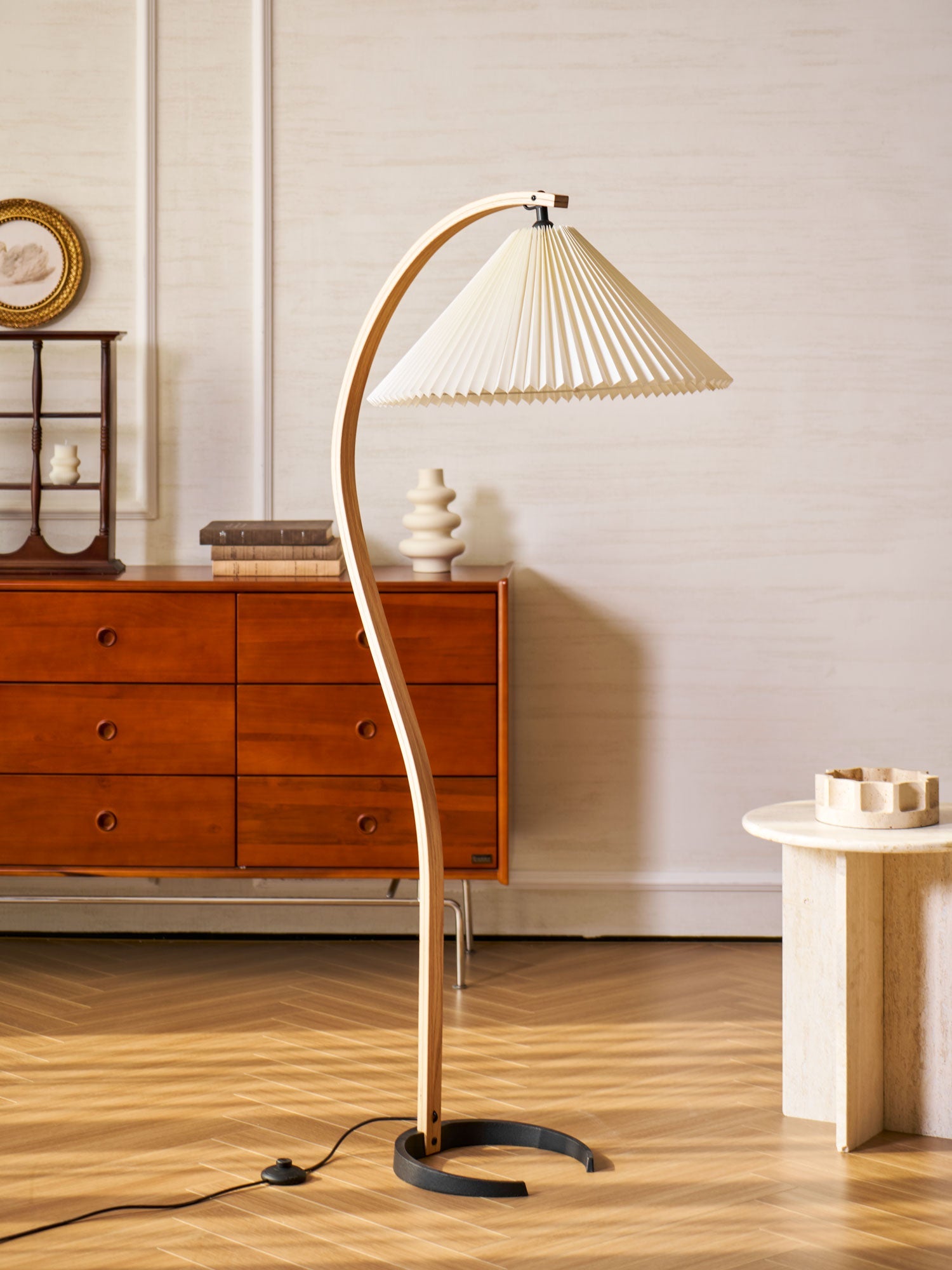 Zormont Floor Lamp