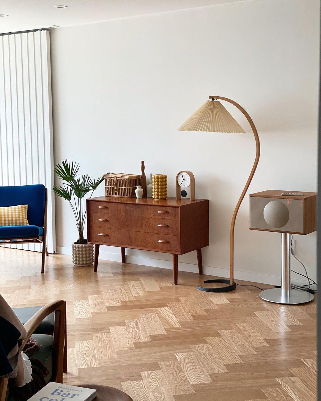 Zormont Floor Lamp