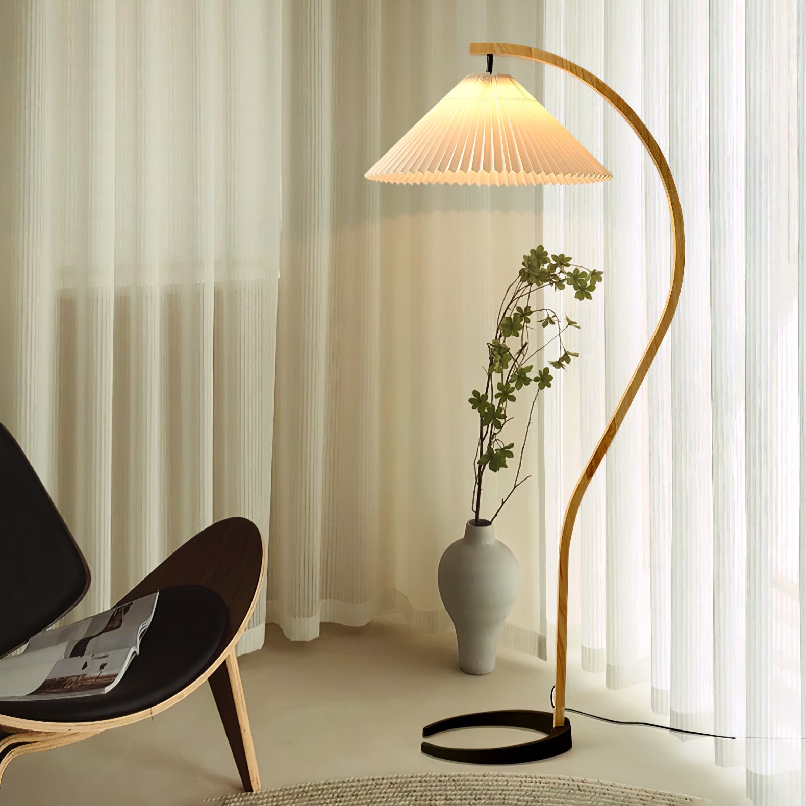 Zormont Floor Lamp