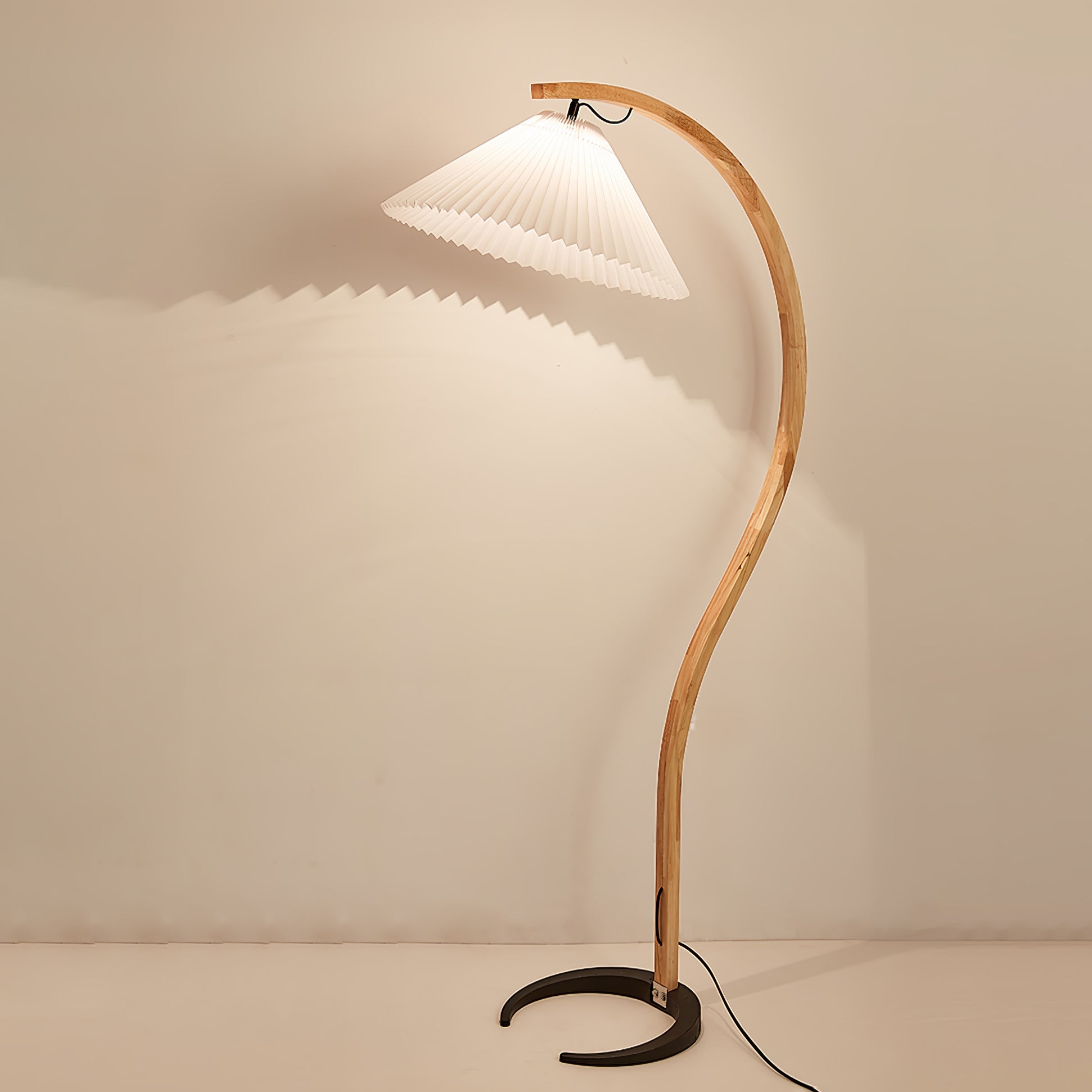 Zormont Floor Lamp