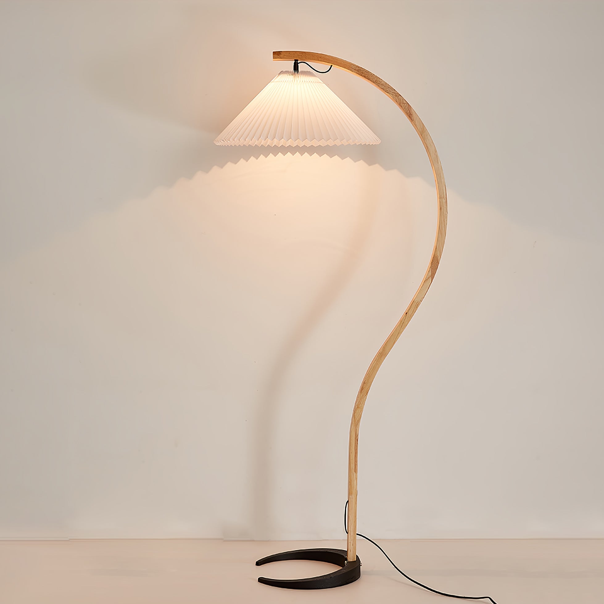 Zormont Floor Lamp