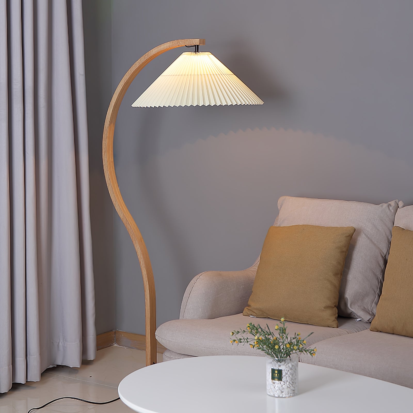 Zormont Floor Lamp