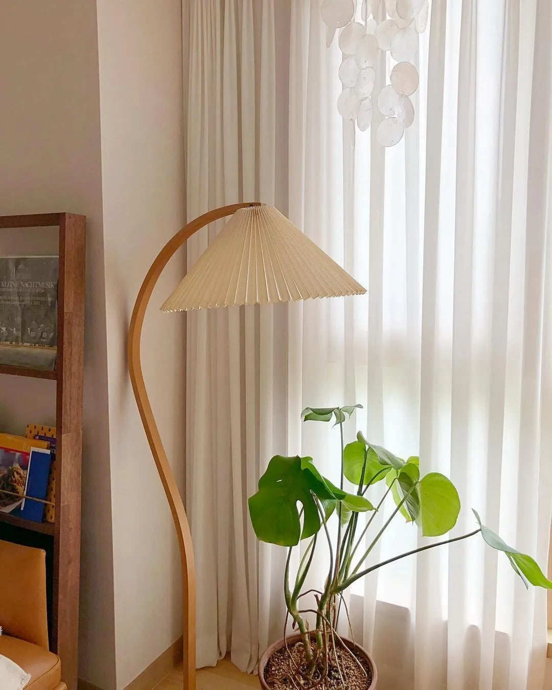 Zormont Floor Lamp