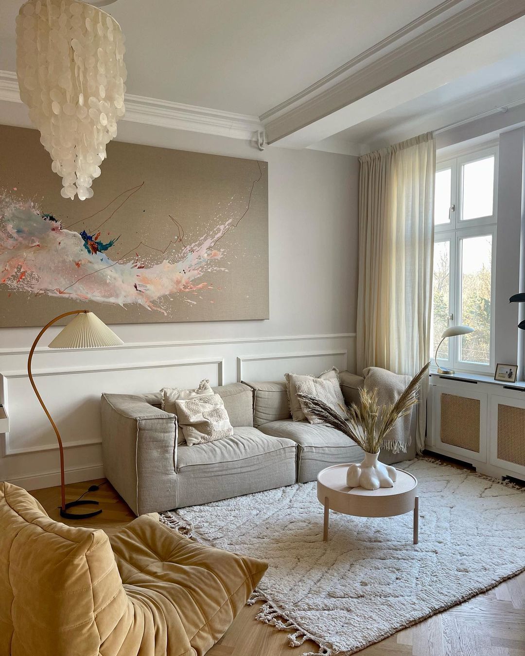 Zormont Floor Lamp