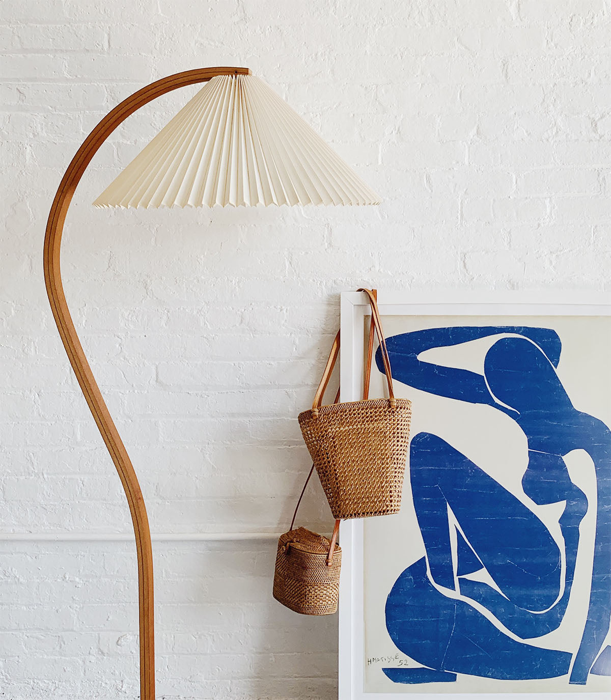 Zormont Floor Lamp