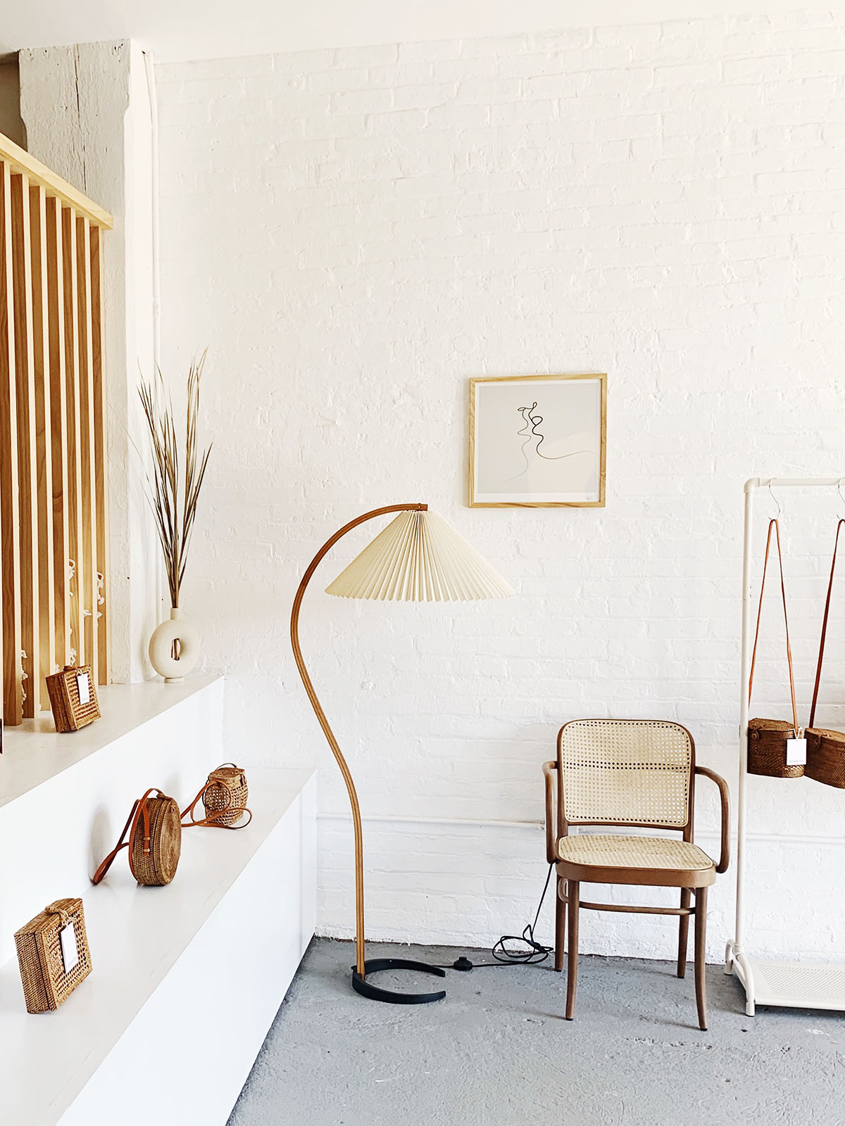 Zormont Floor Lamp