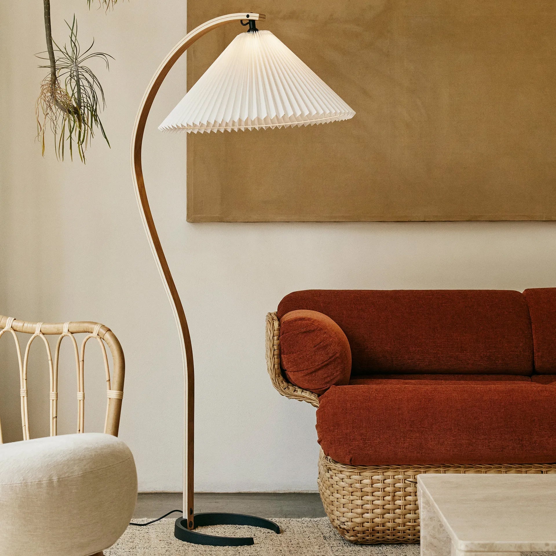 Zormont Floor Lamp