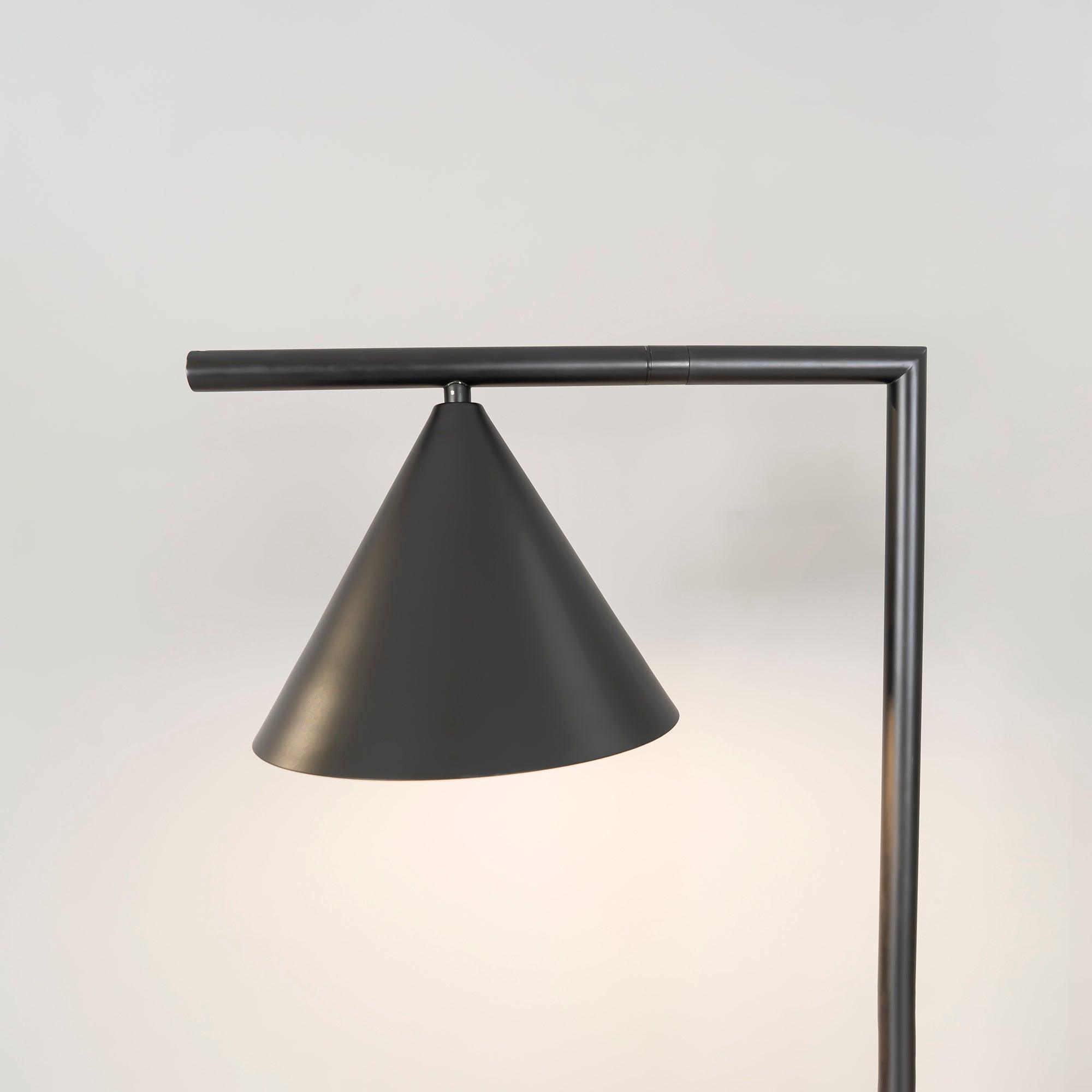 Dravex Floor Lamp