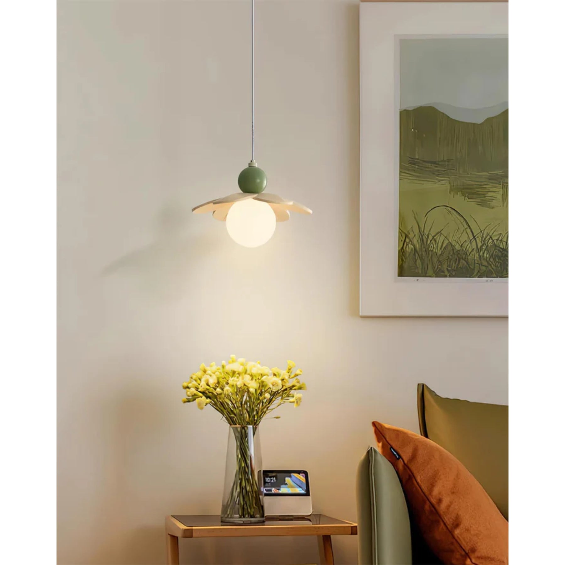 Svalon Flower Pendant Light