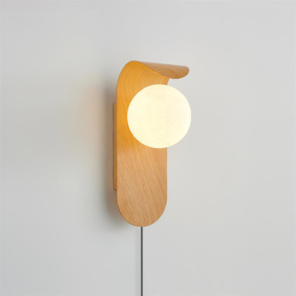Tavwick Wall Light