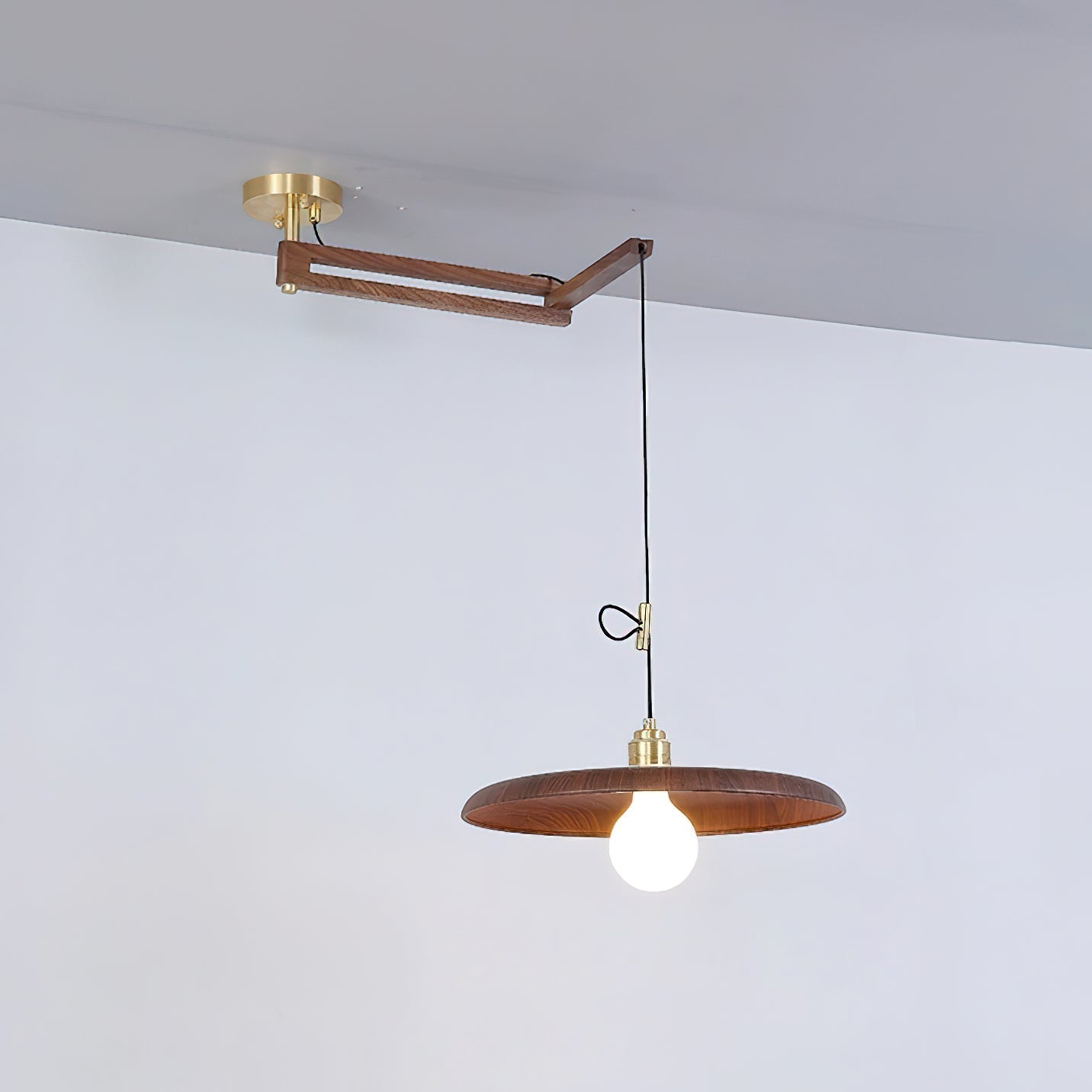 Lycare Pendant Light