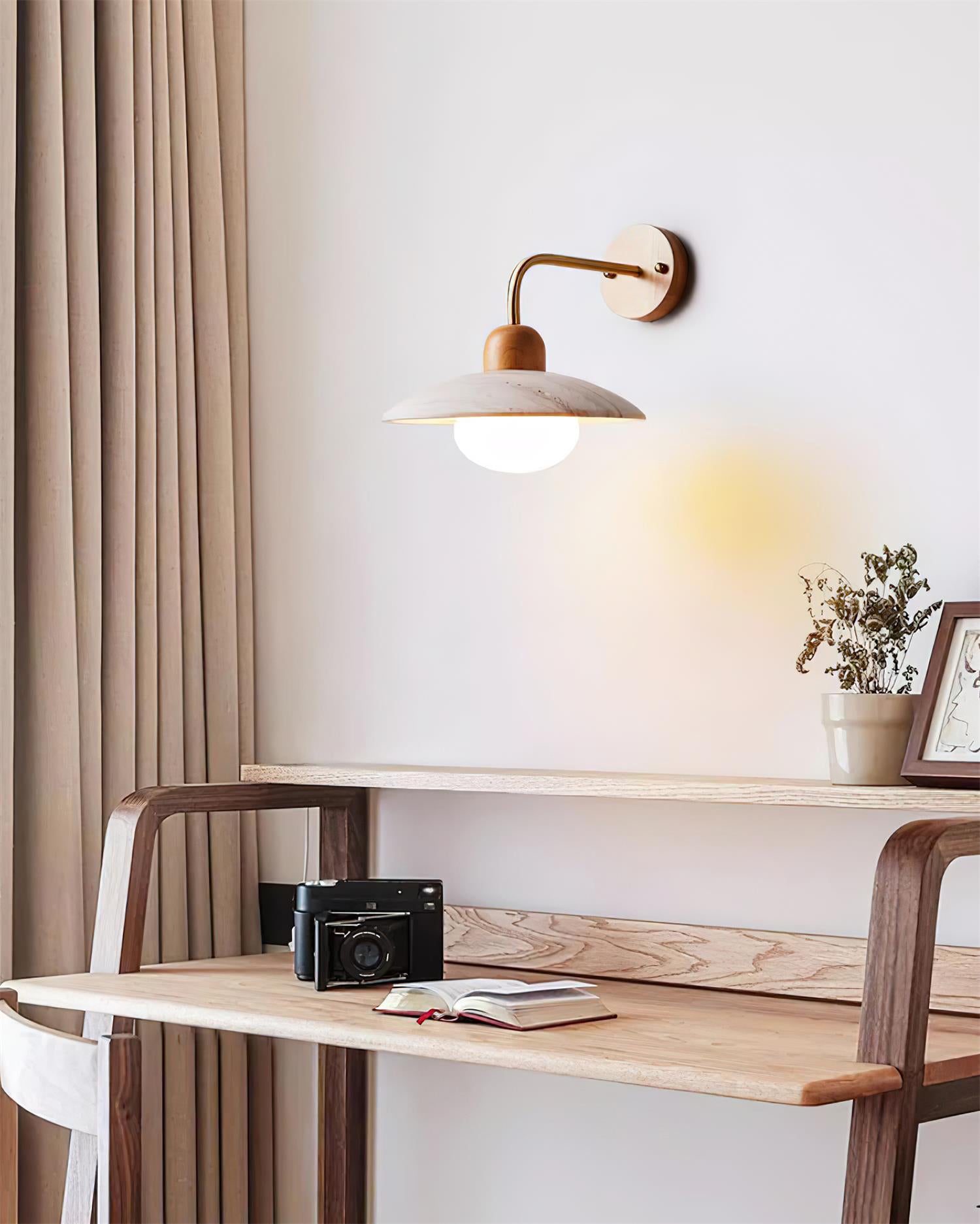 Merrran Wall Light