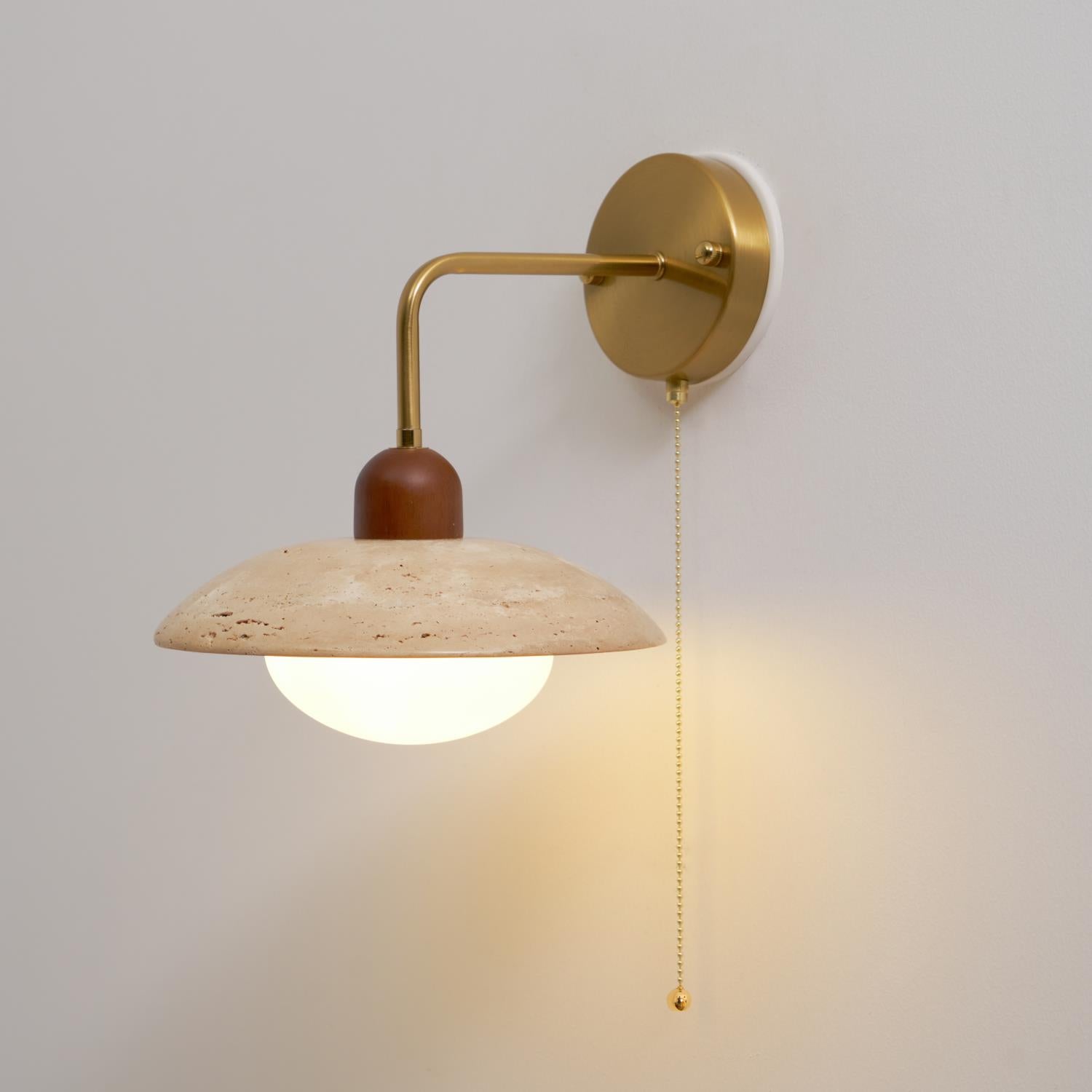 Cerozia Wall Light