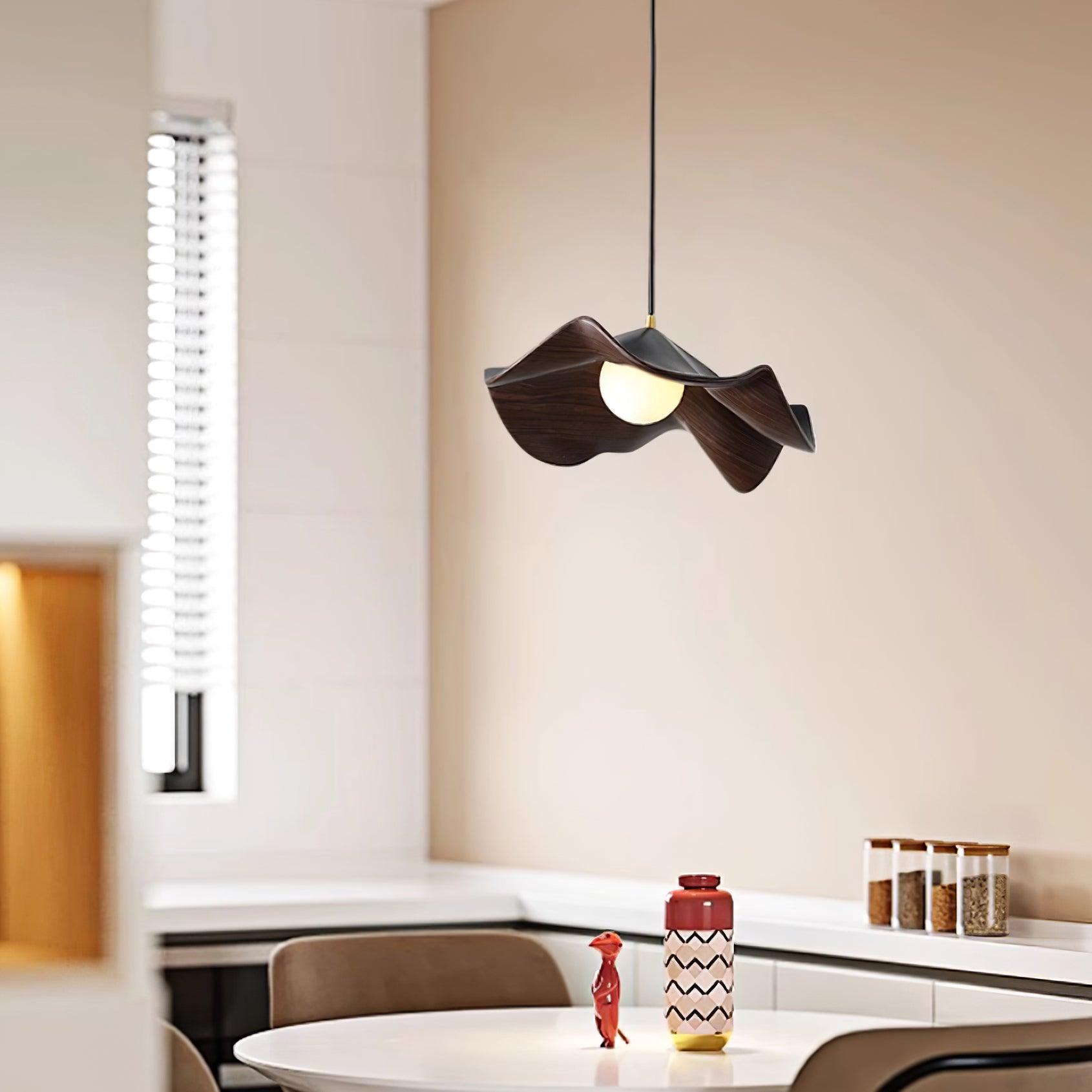 LisFlower Pendant Light