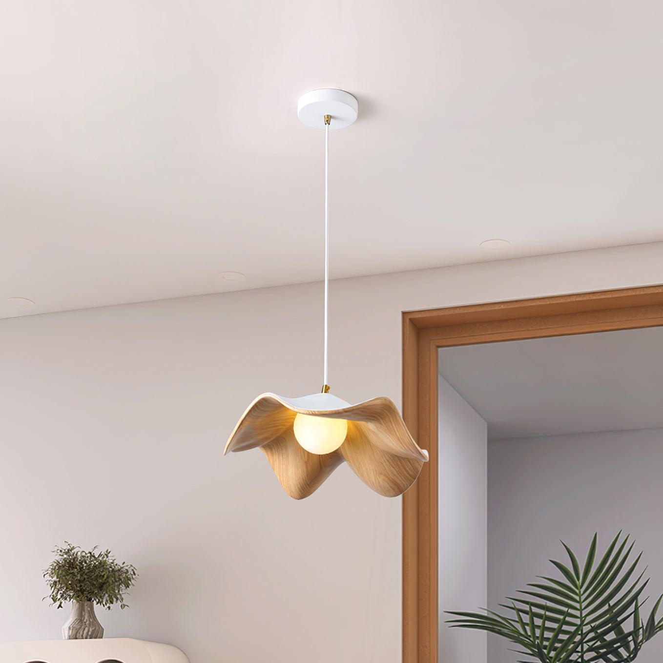 LisFlower Pendant Light