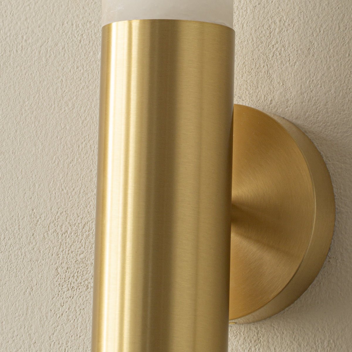 Cevoma Alabaster Wall Light