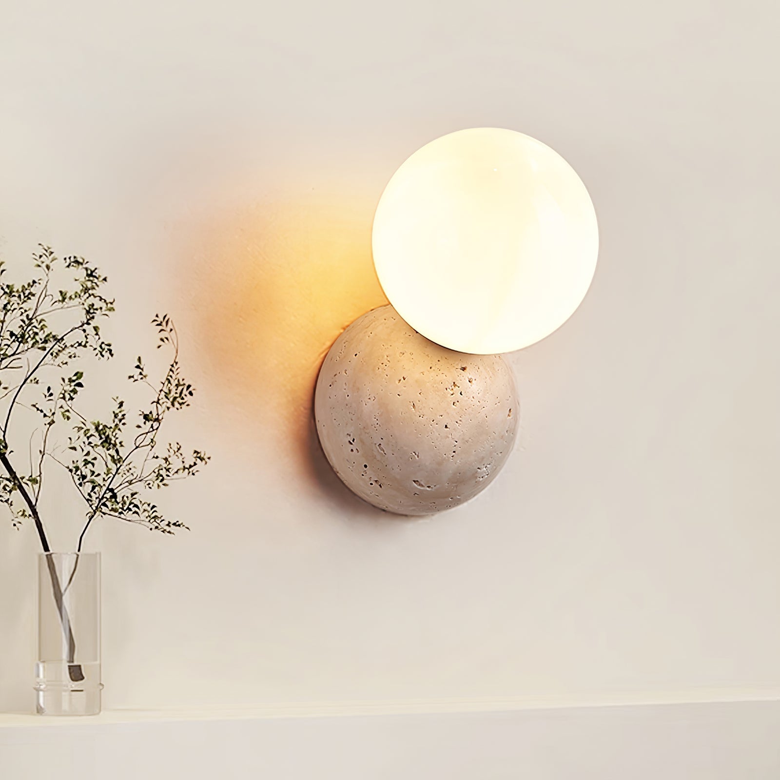 Femmel Wall Light