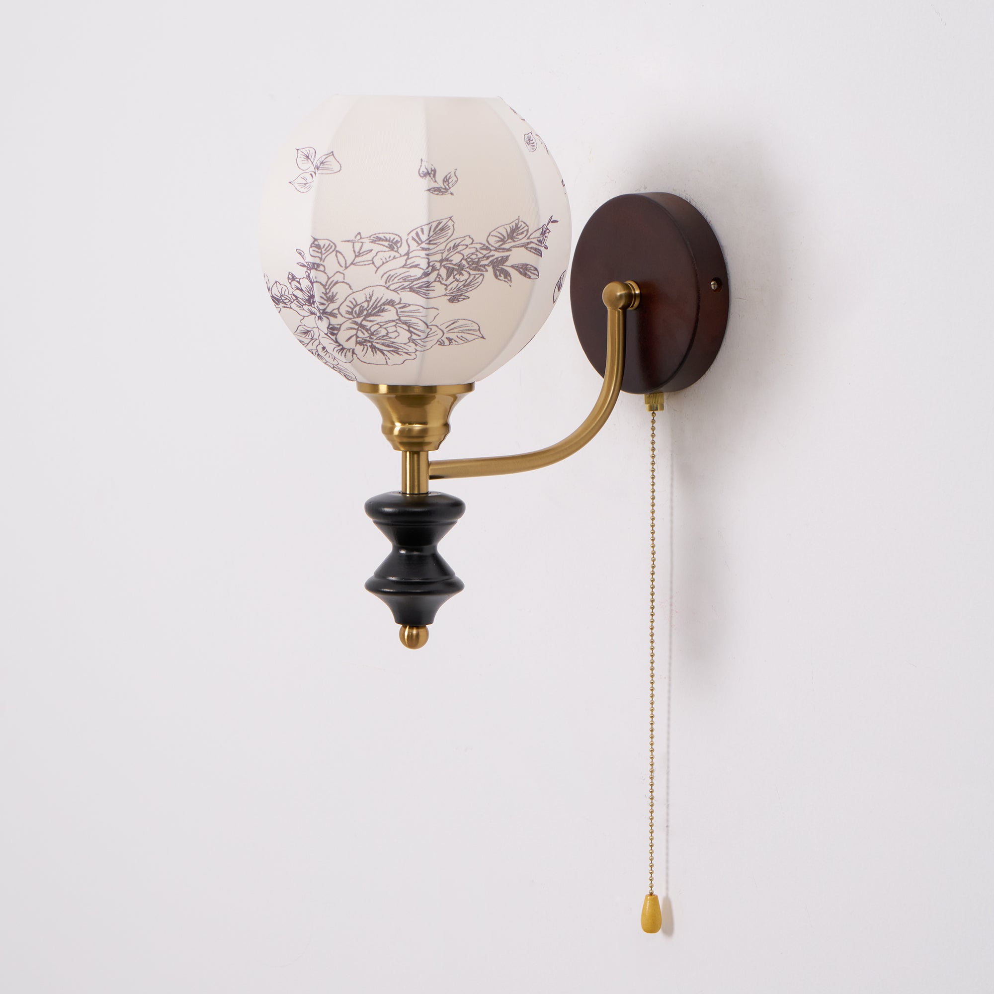 Theltonia Vintage Wall Light