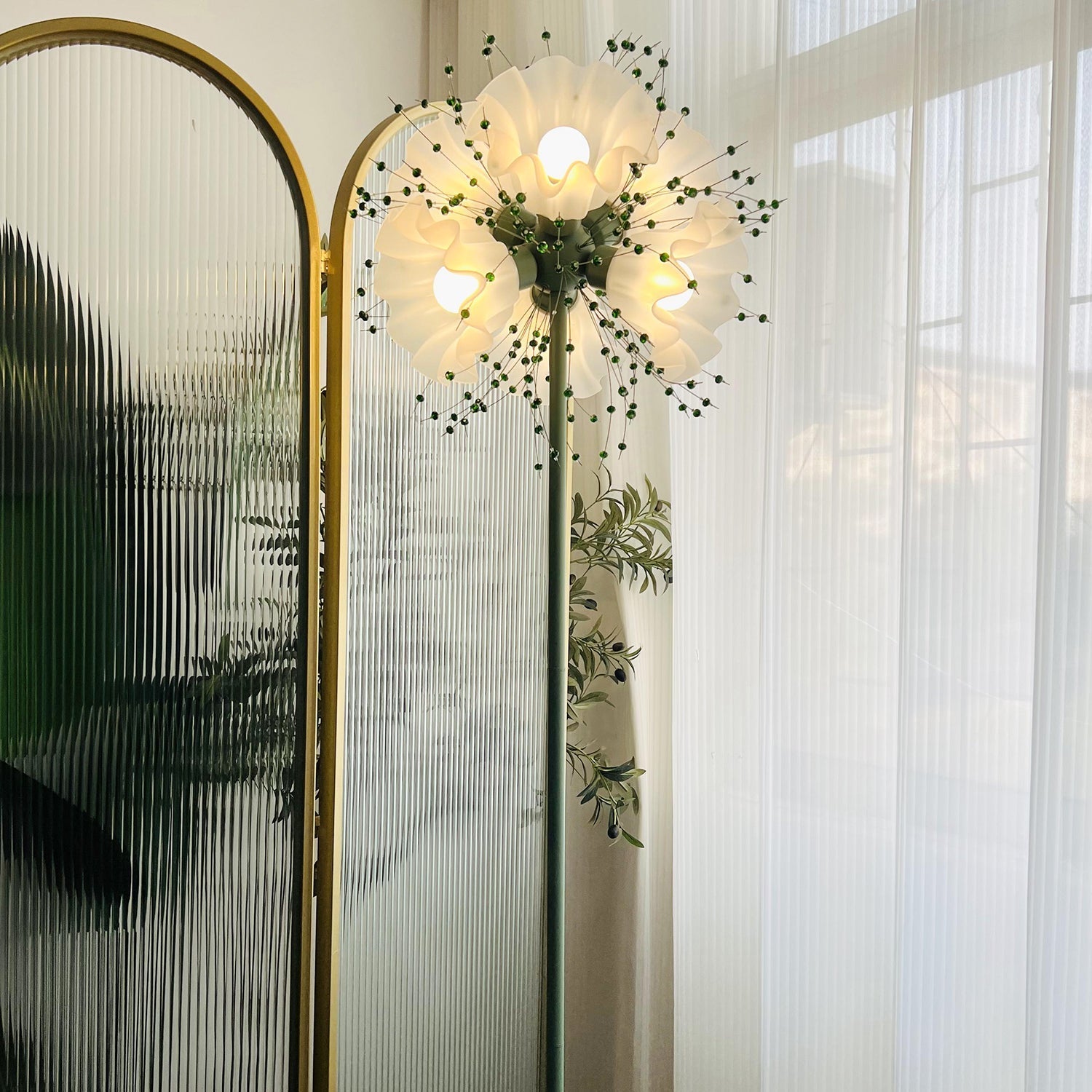 Selenna Flower Floor Lamp