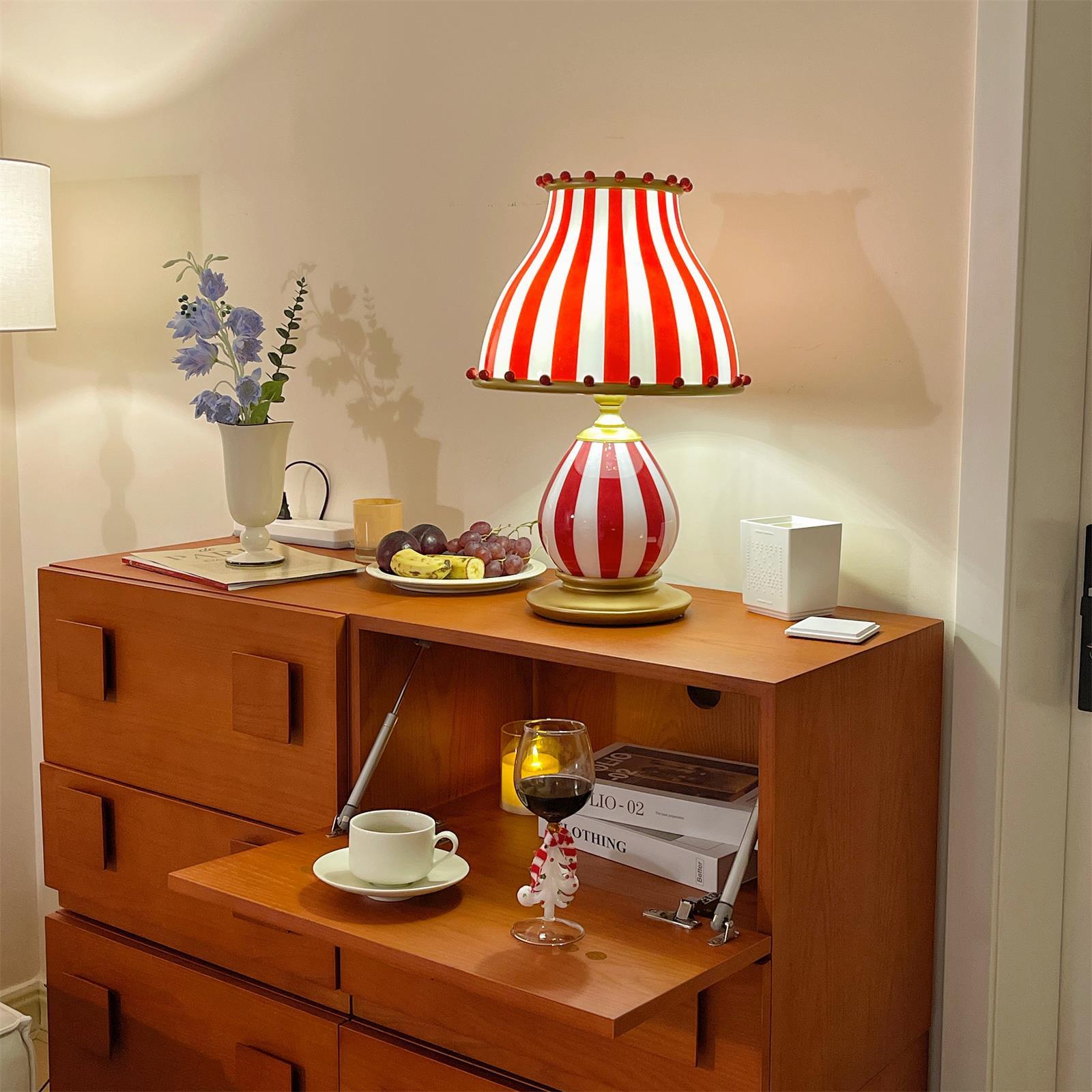 Filnaro Table Lamp