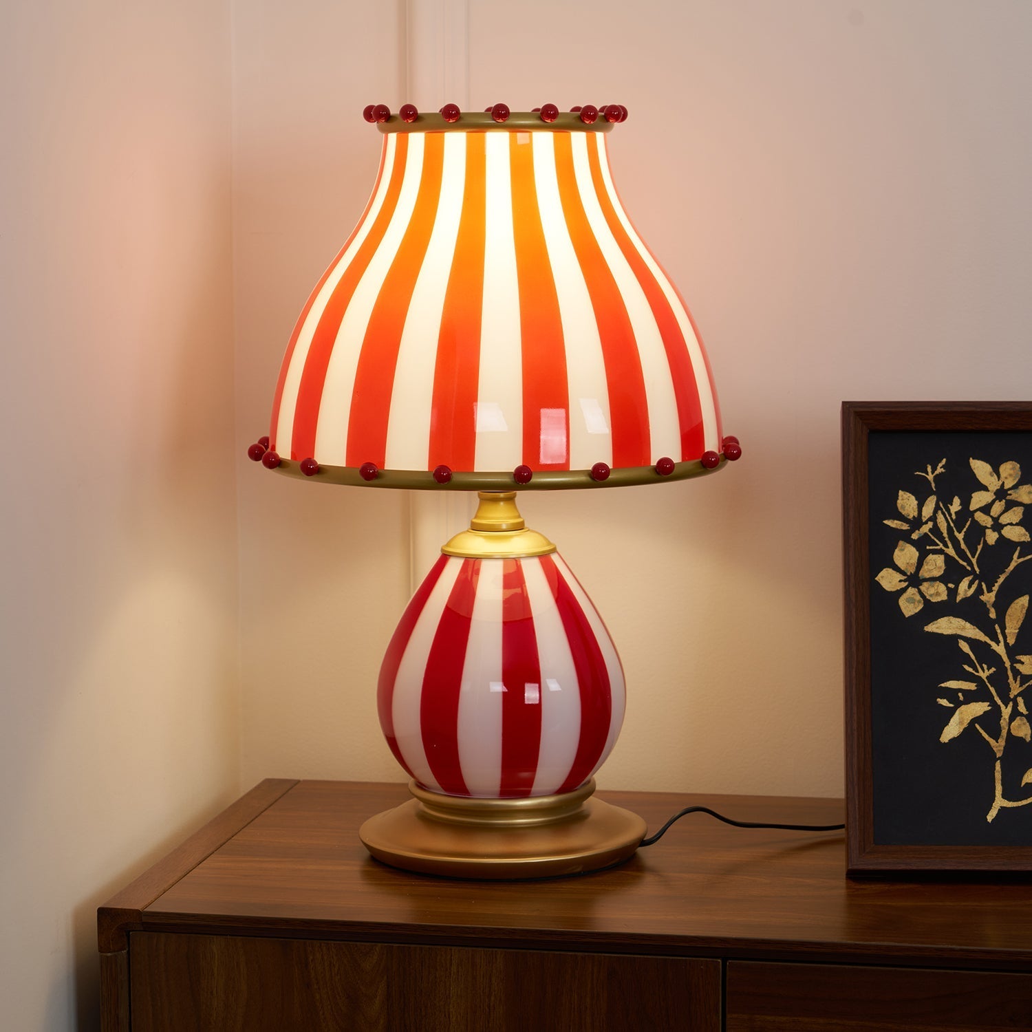 Filnaro Table Lamp