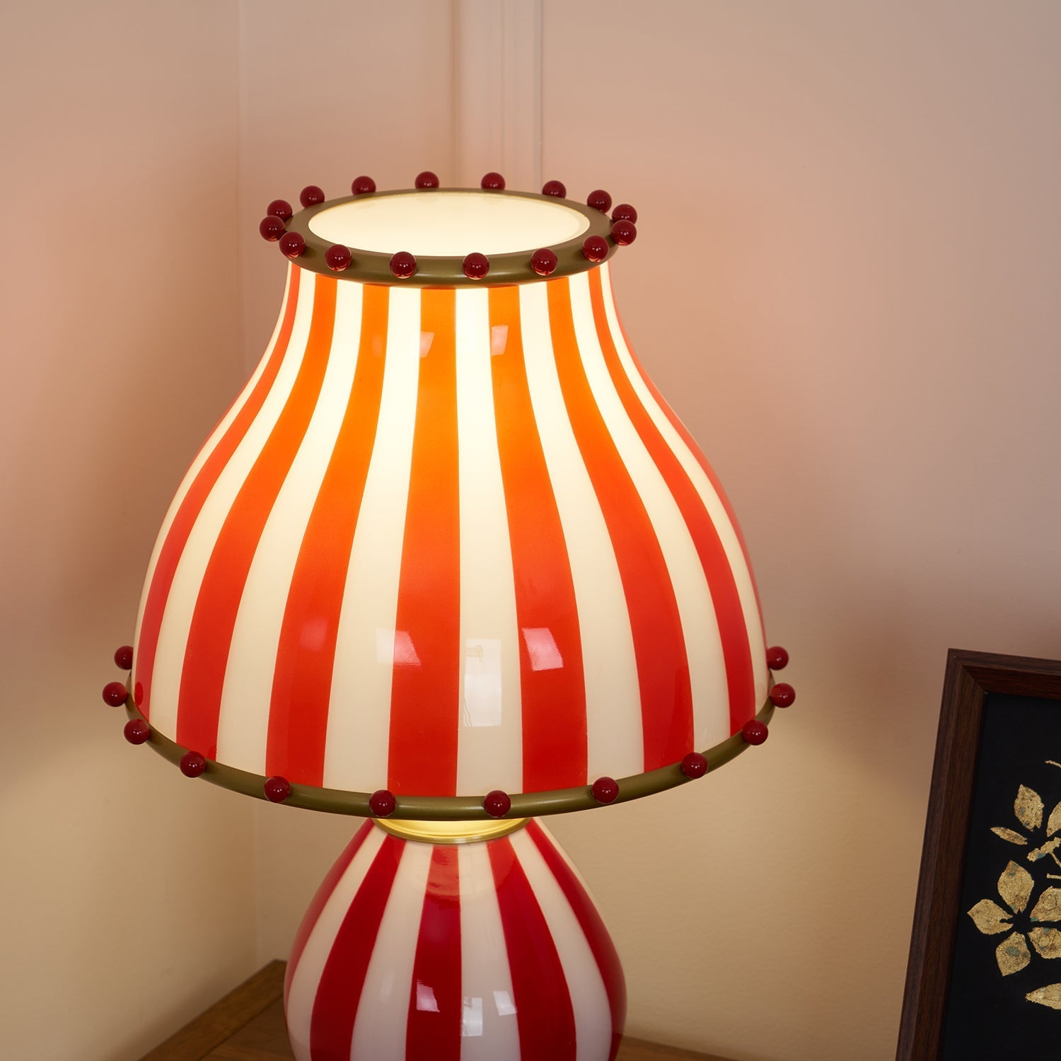 Filnaro Table Lamp
