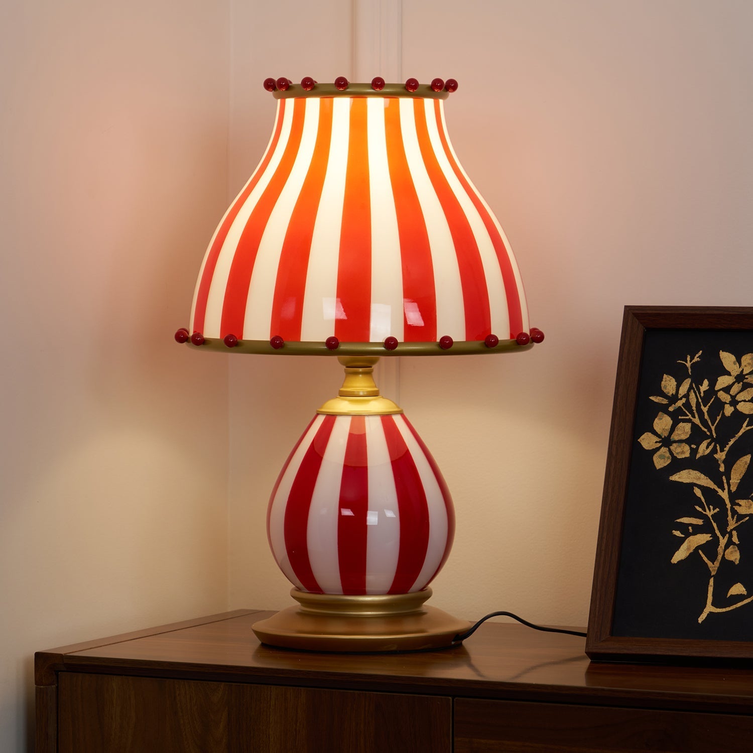 Filnaro Table Lamp