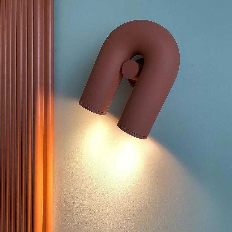 Kuben Wall Light