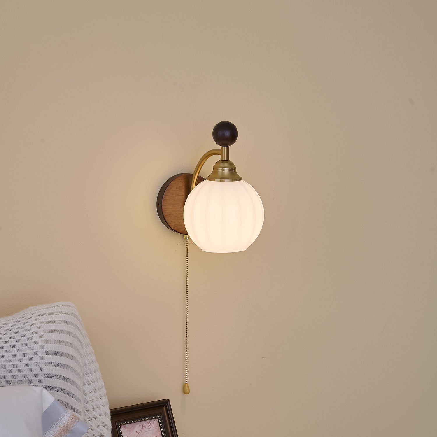 Claredo Wall Light