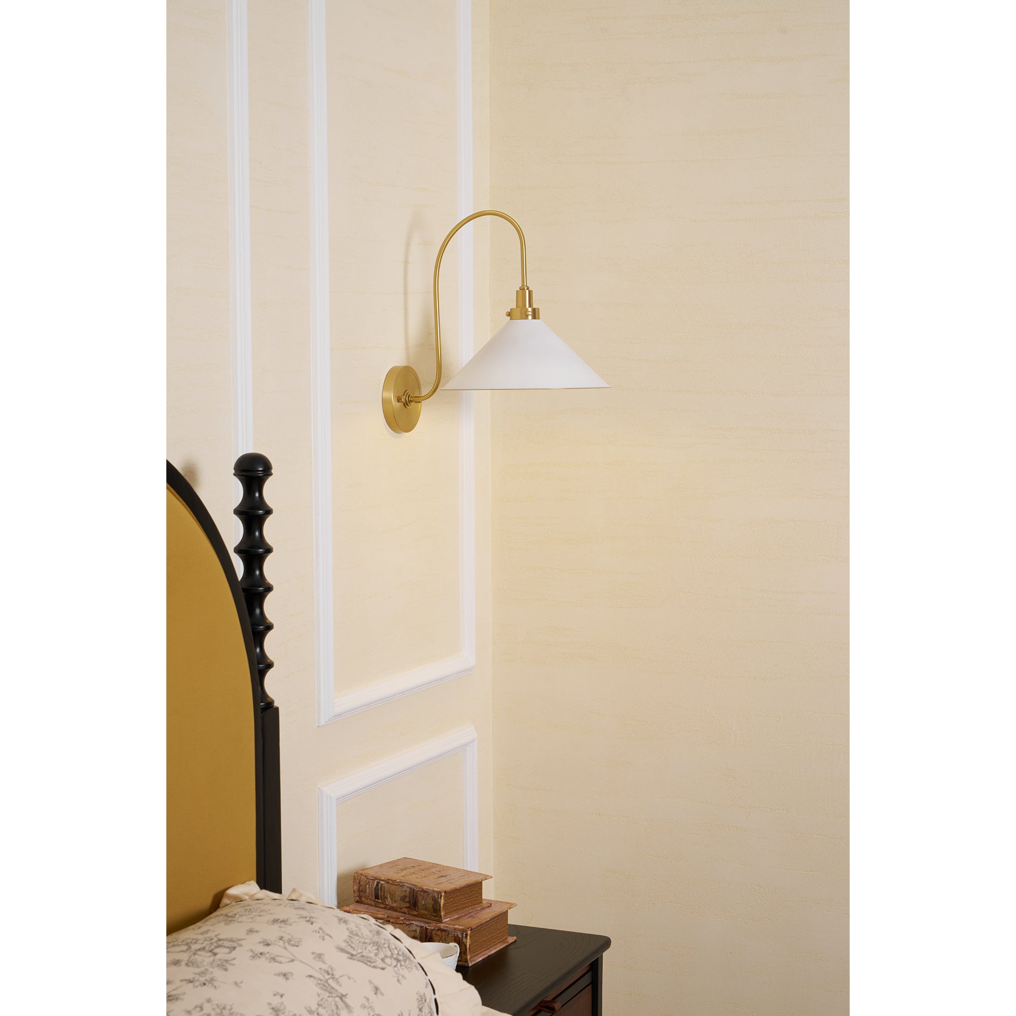 Mimont Wall Light