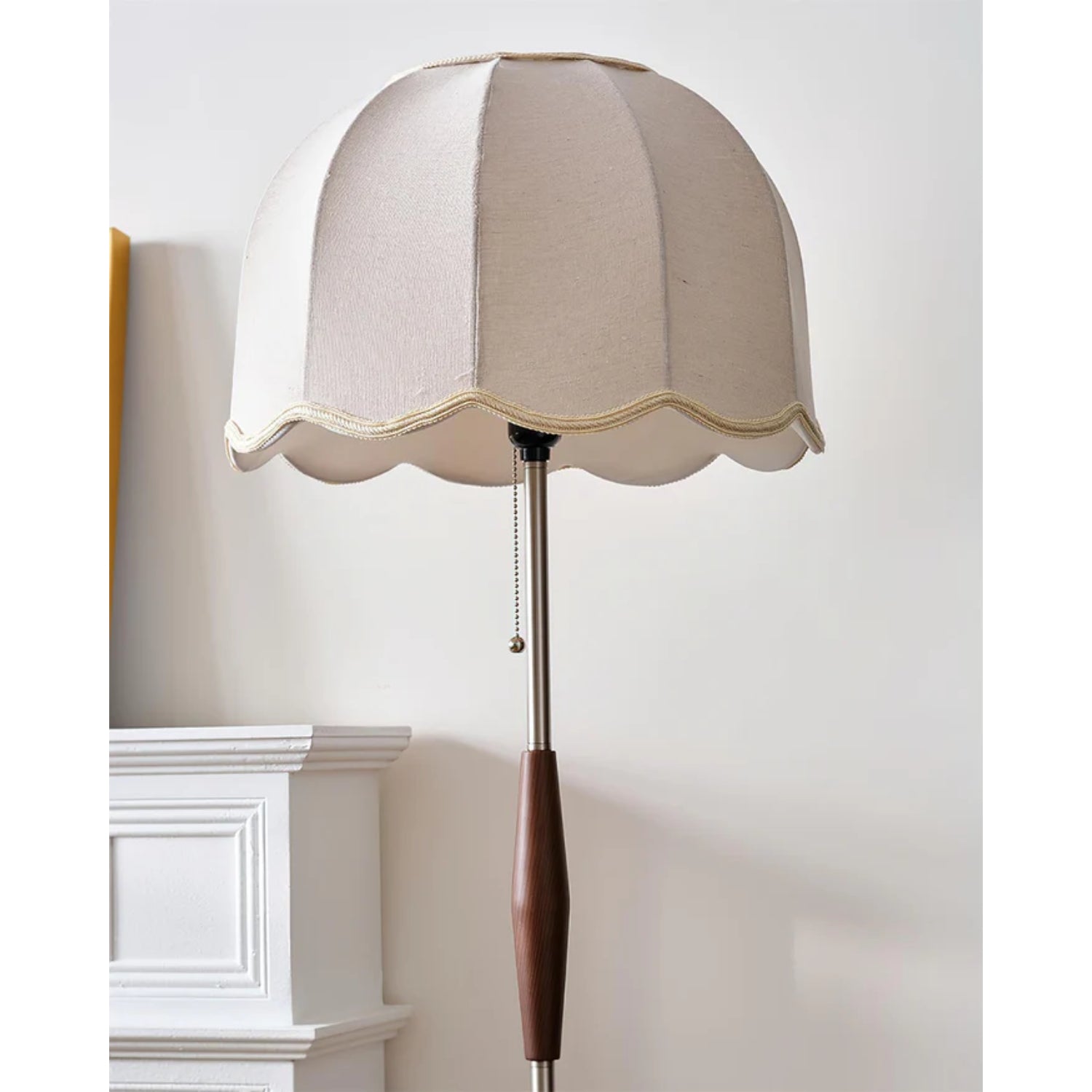 Colmezo Floor Lamp