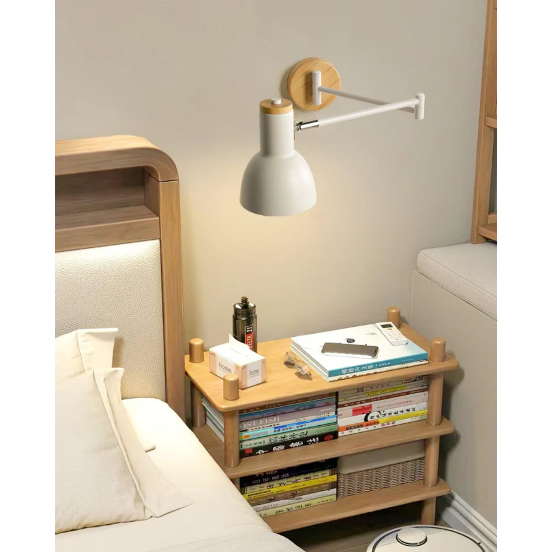 Fenovian Wall Light