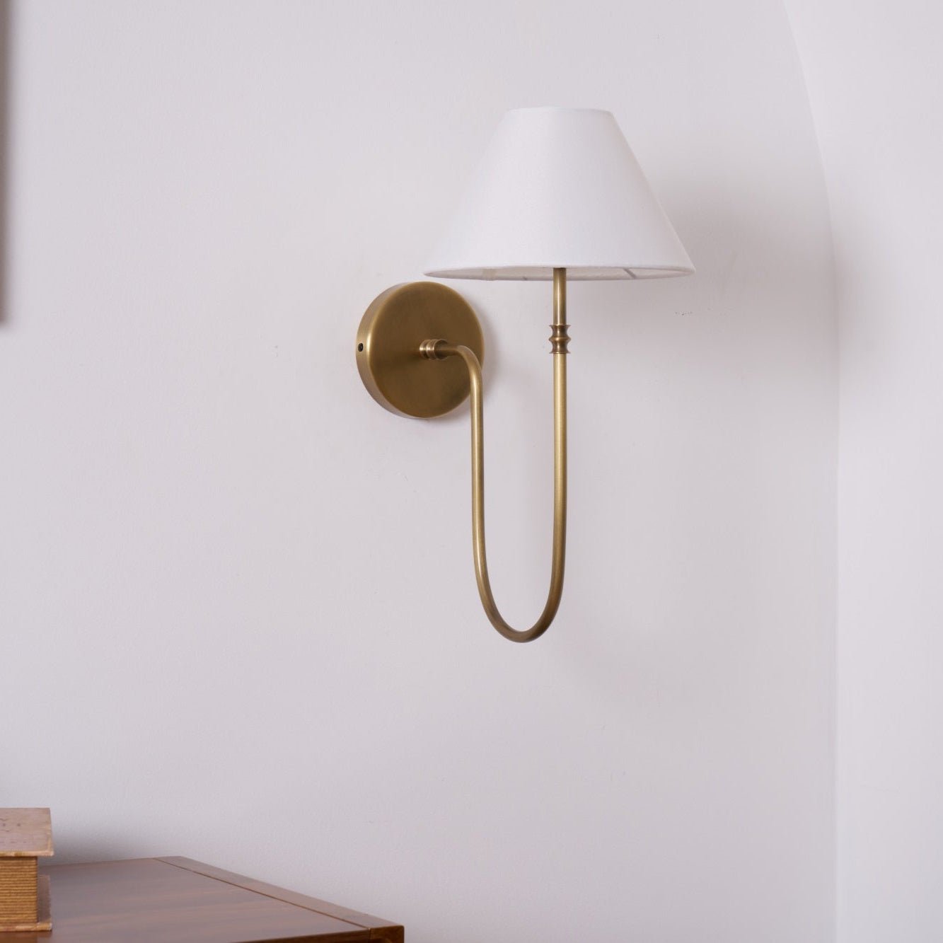 Dellon Wall Light