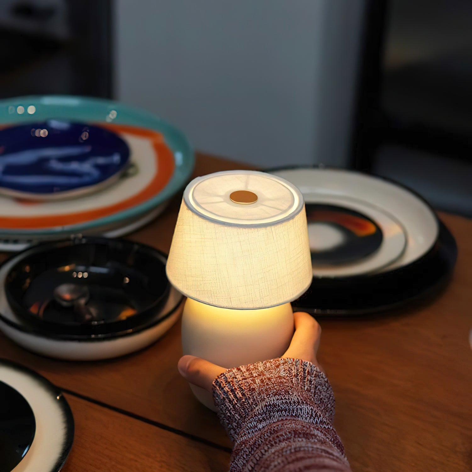 Rilleyton Table Lamp