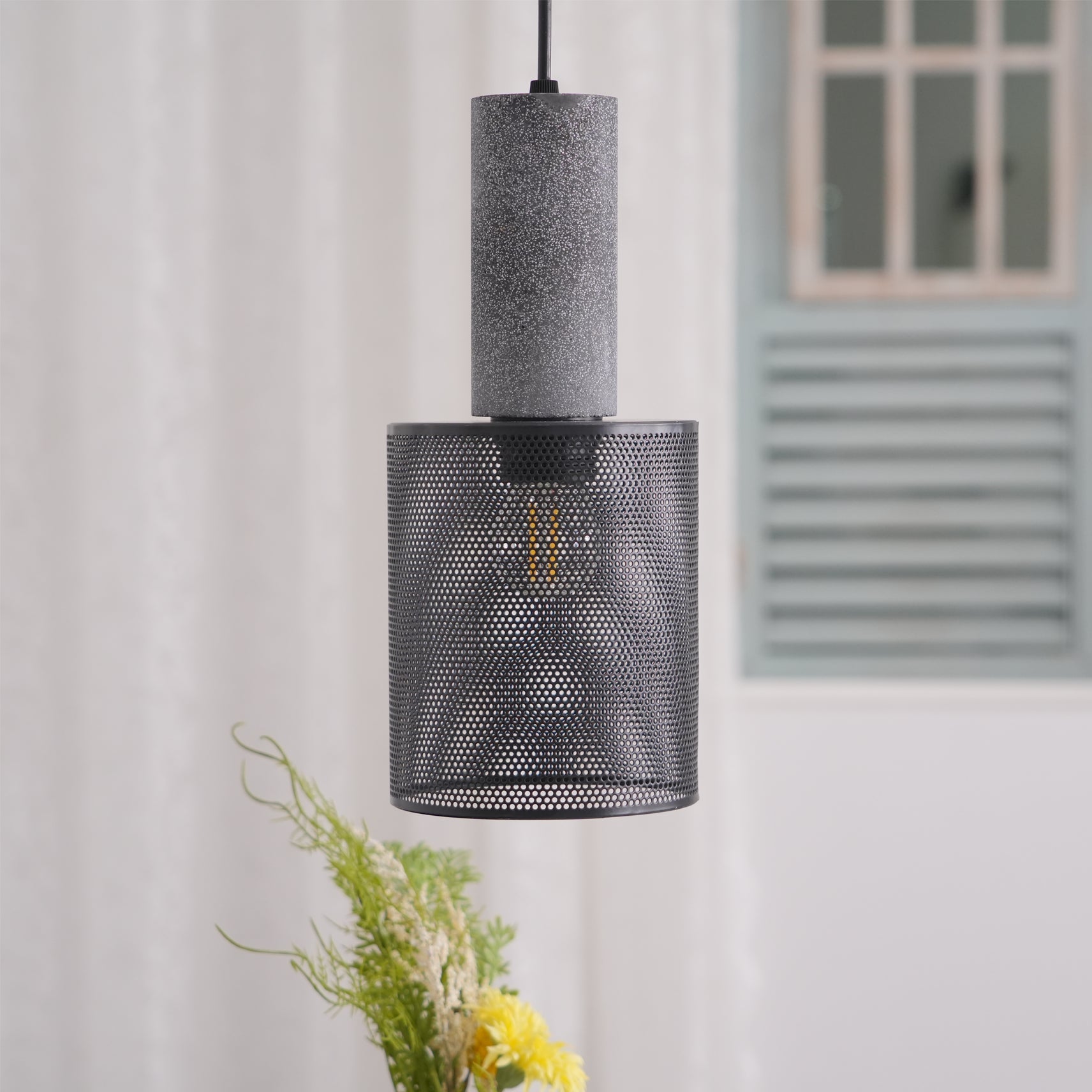 Finoney Pendant Light