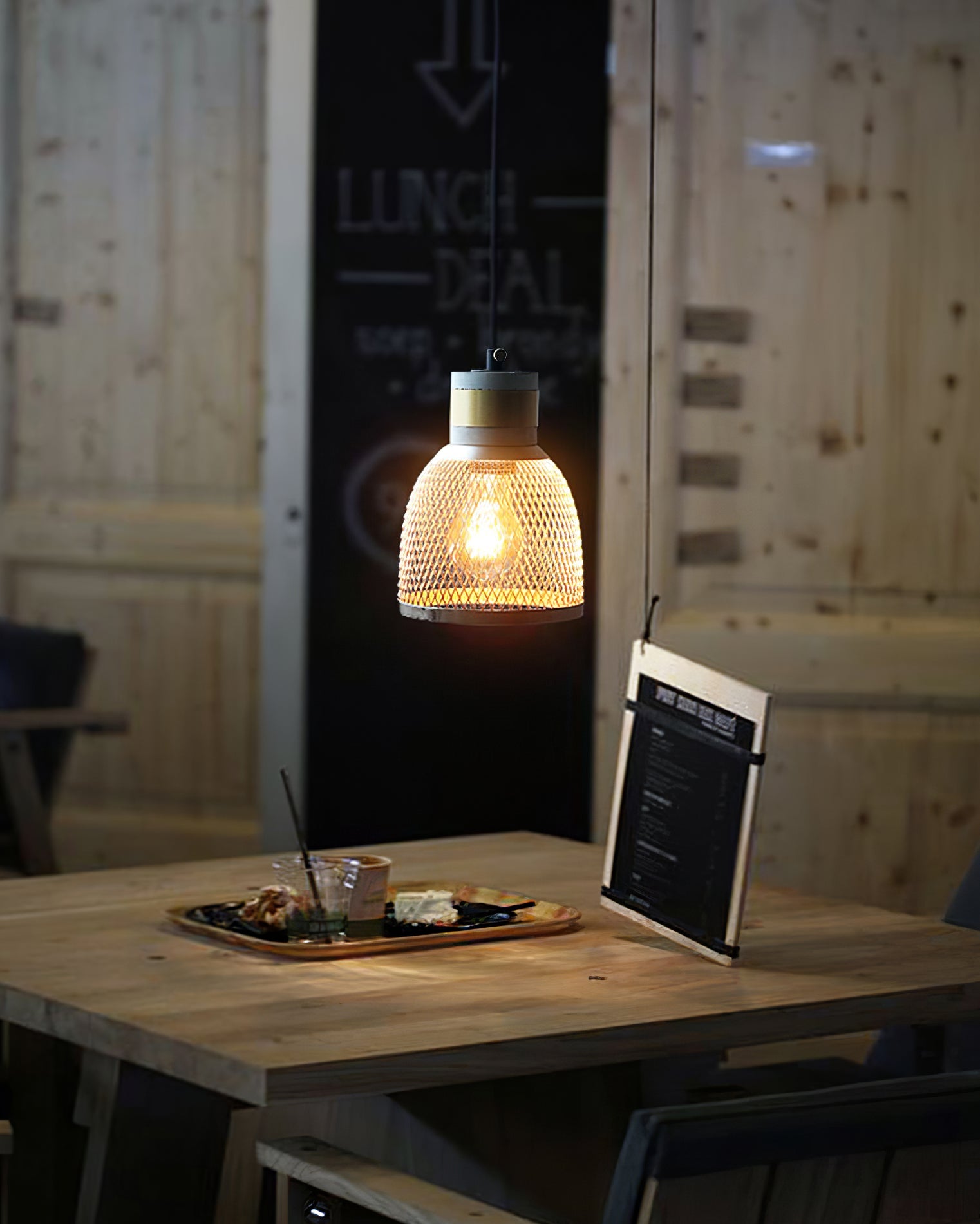 Finoney Pendant Light