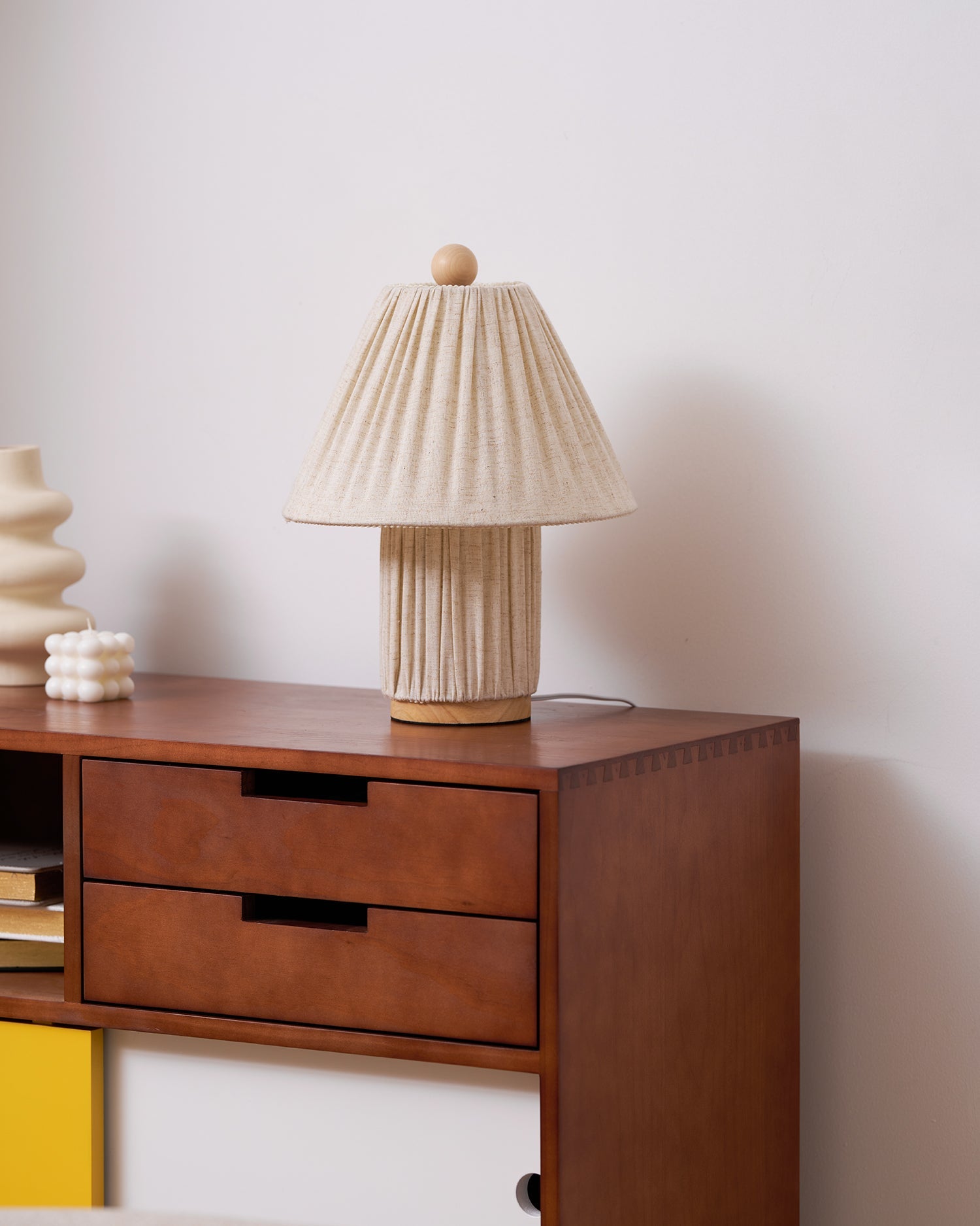 Avendeno Retro Table Lamp