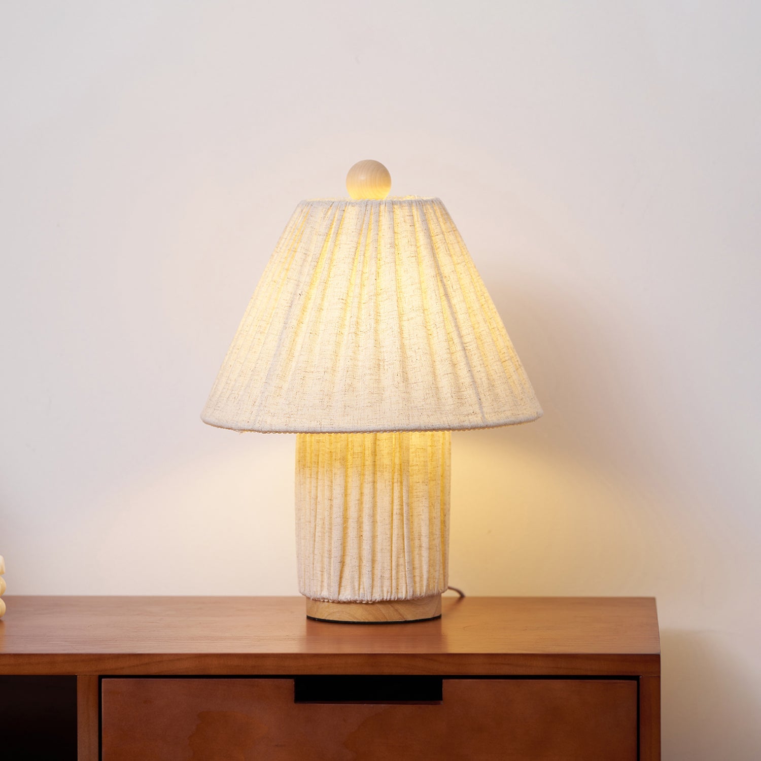 Avendeno Retro Table Lamp