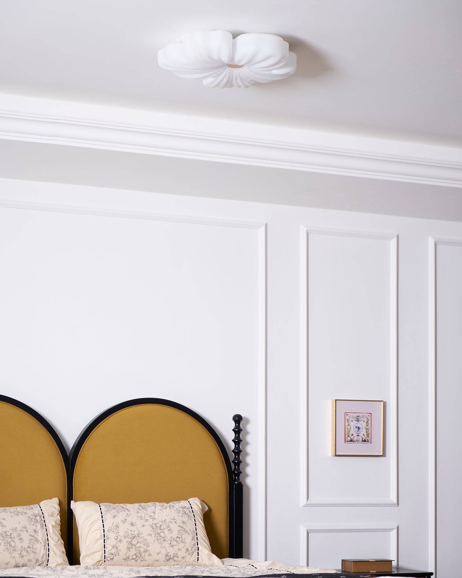 Claron Flower Ceiling Light