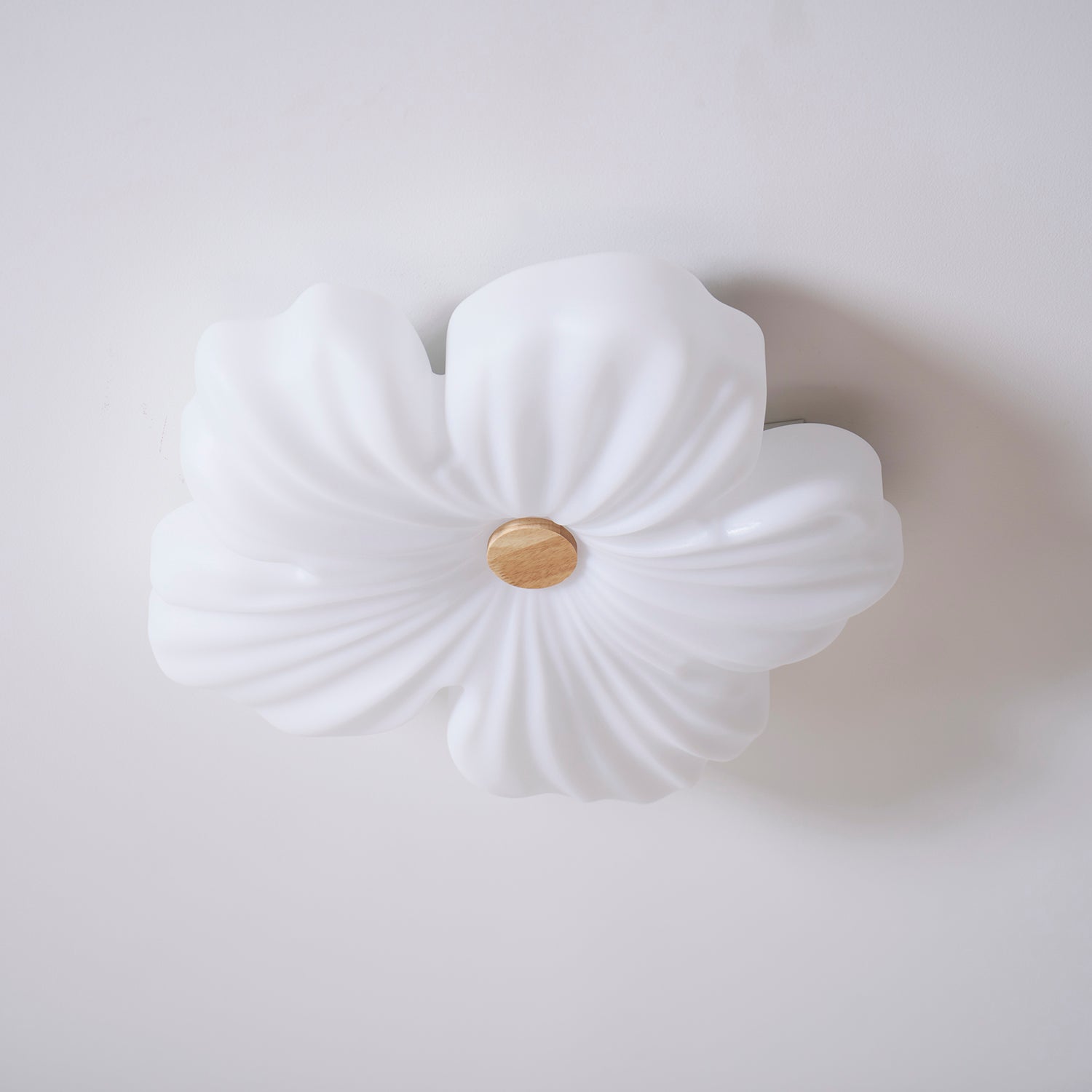Claron Flower Ceiling Light