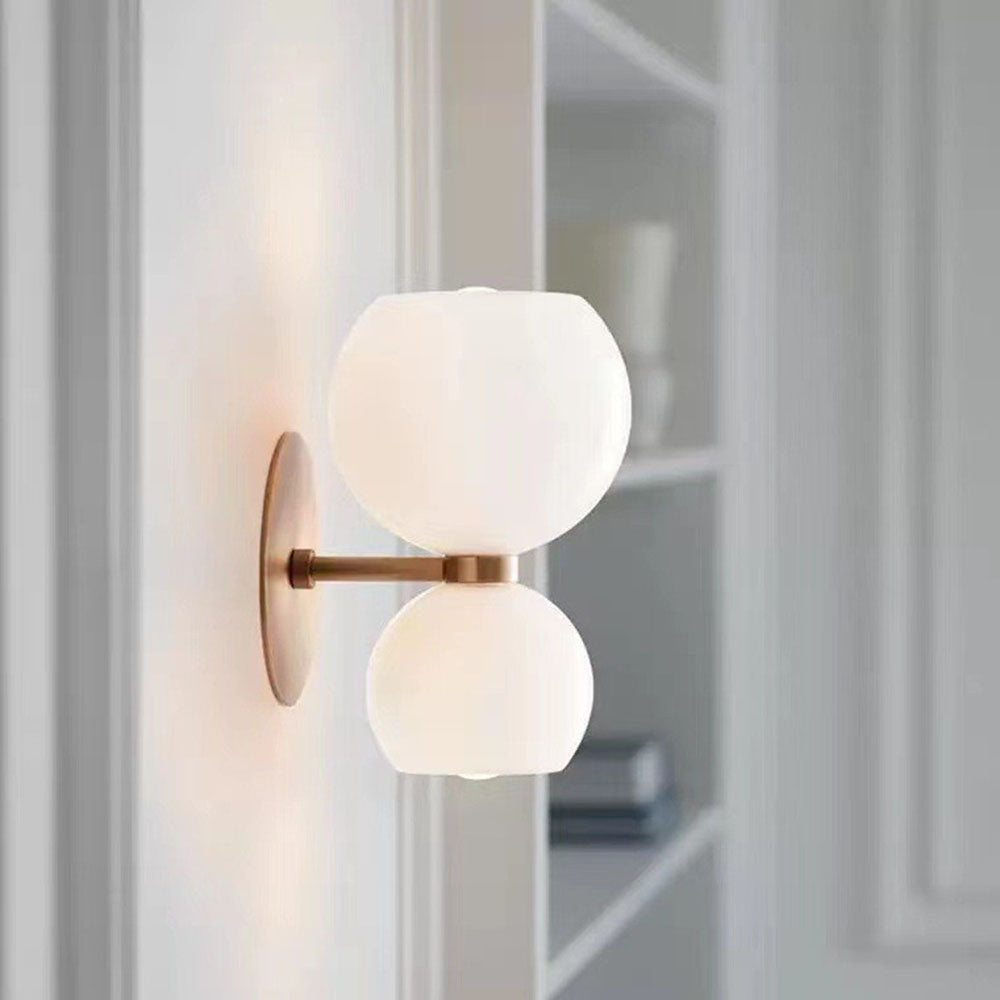 Vesari Wall Light