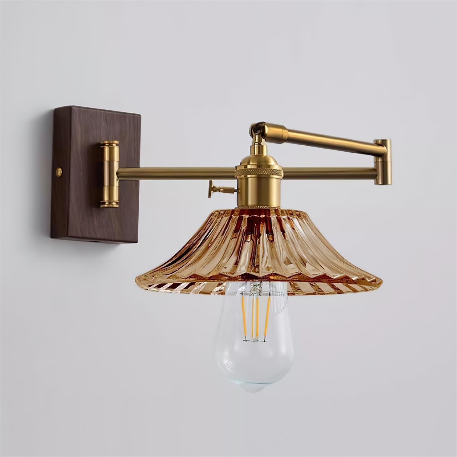 Celeve Wall Light