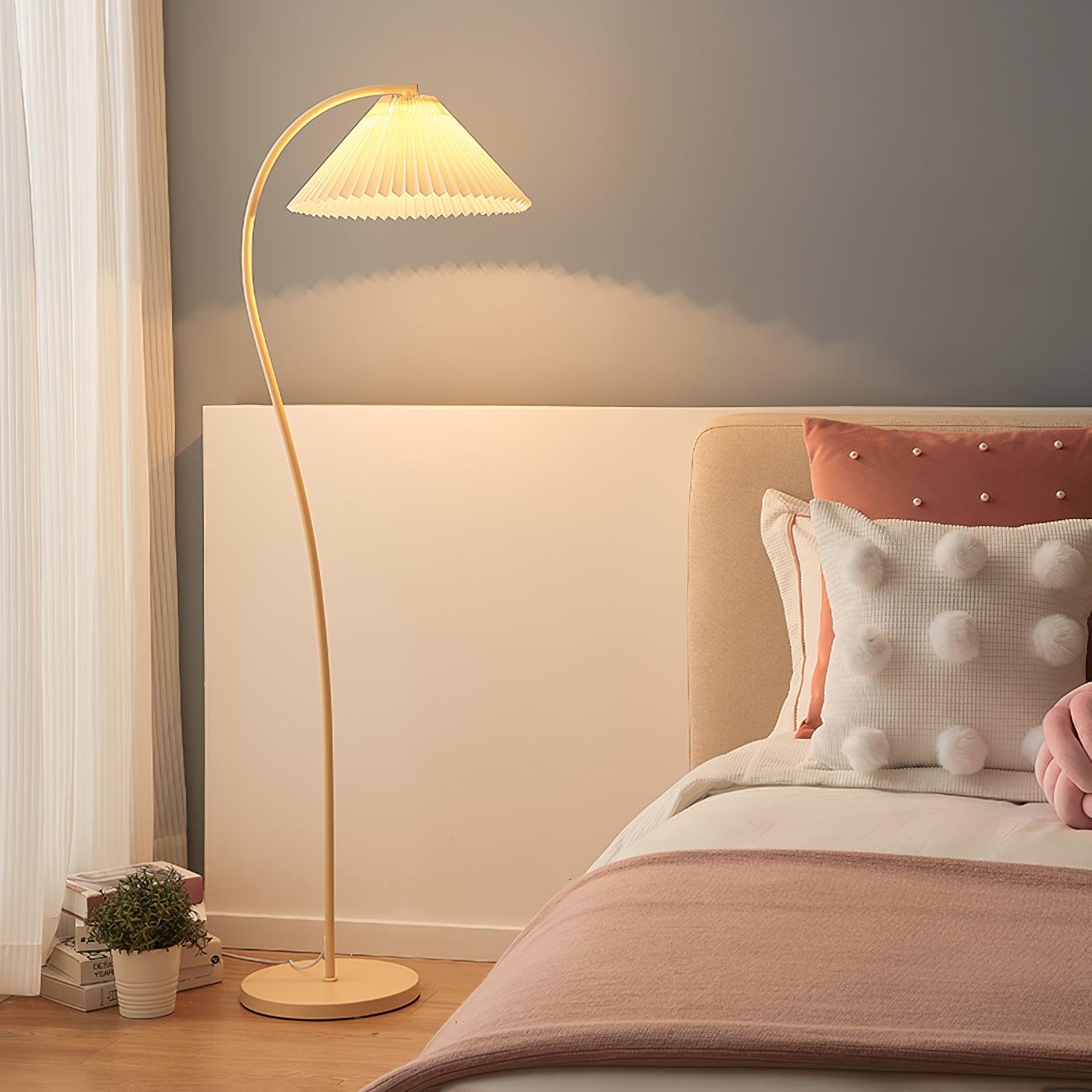 Serini Floor Lamp