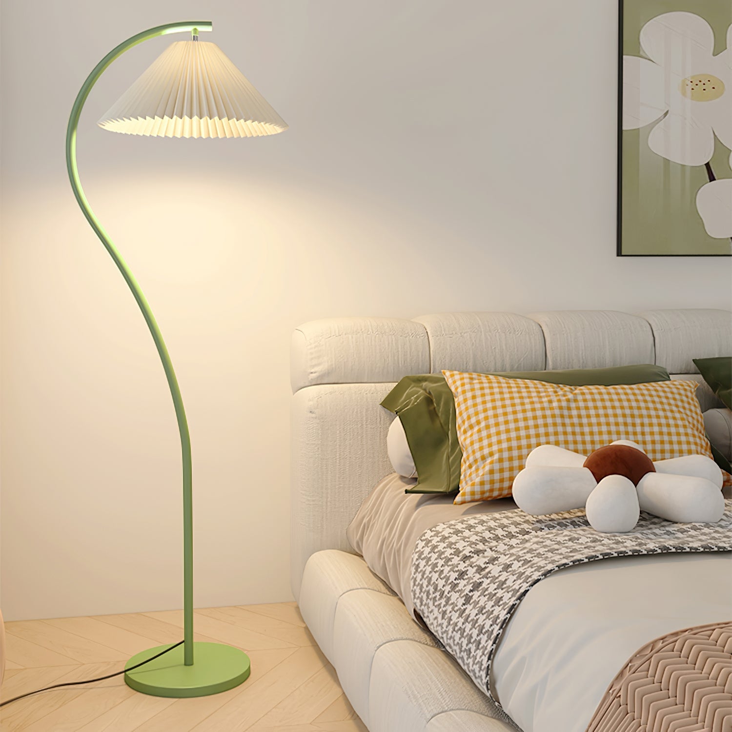 Serini Floor Lamp