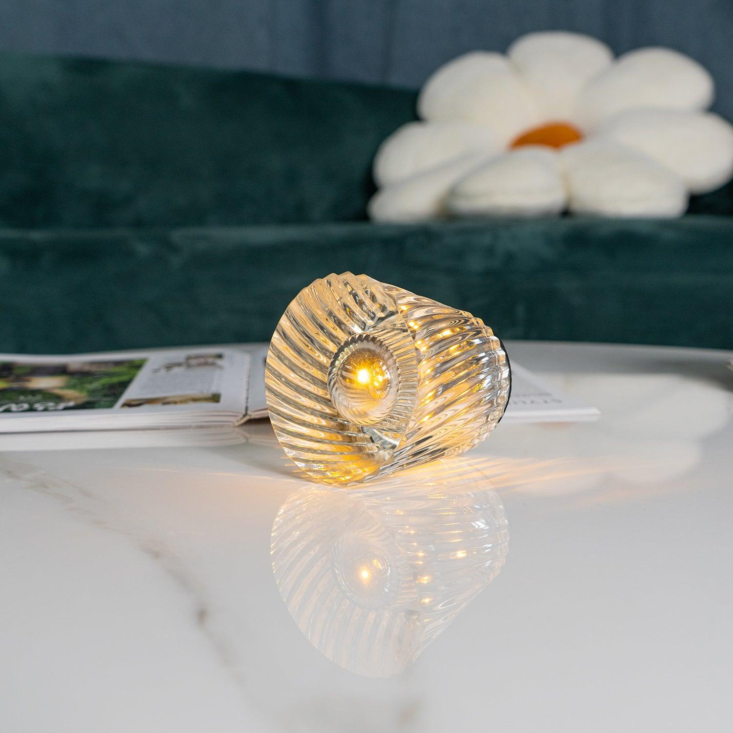 Quinvele Table Lamp
