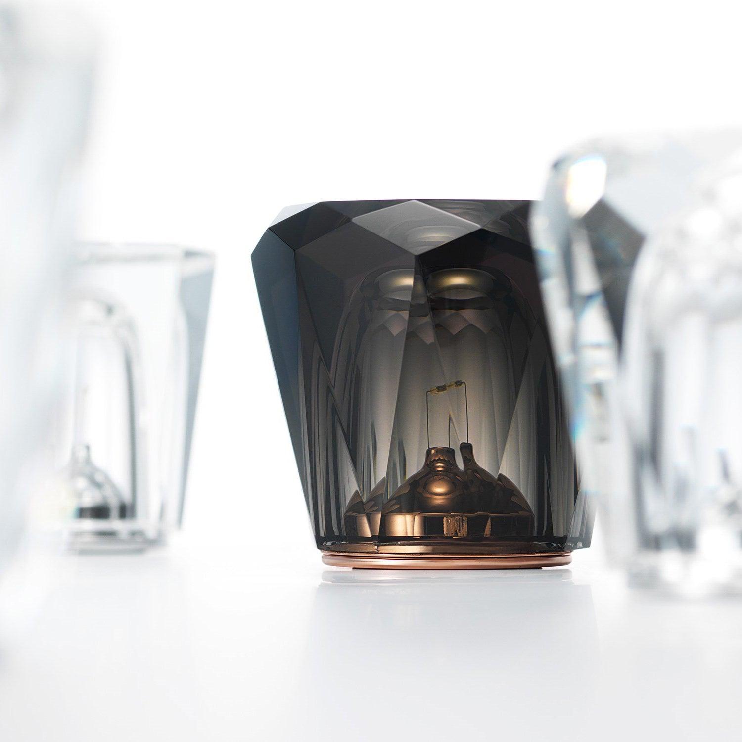 Quinvele Table Lamp